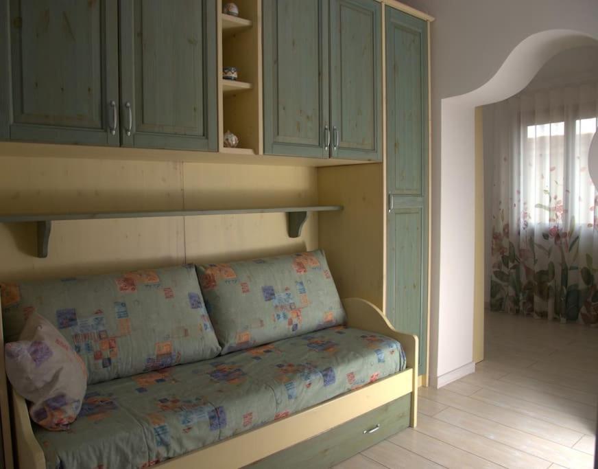 Two-Bedroom House photo 2