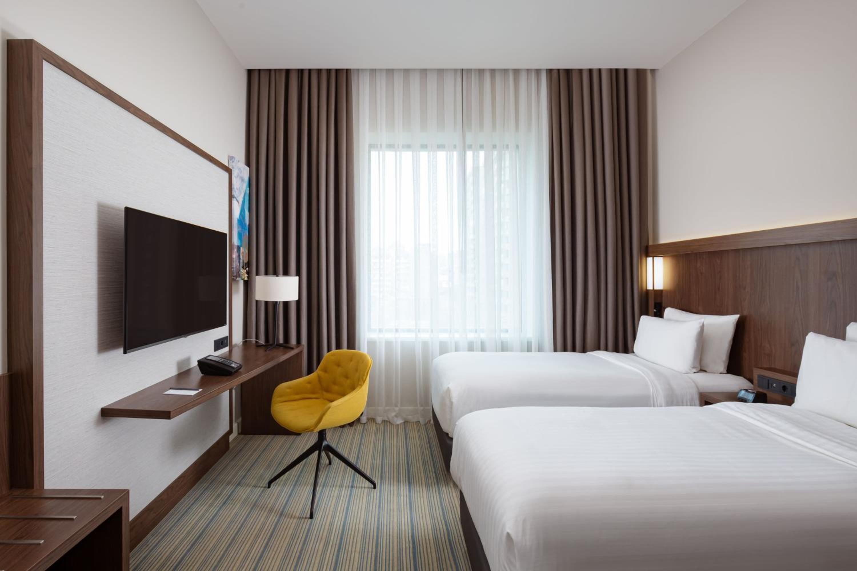 Twin Room - Photo 6