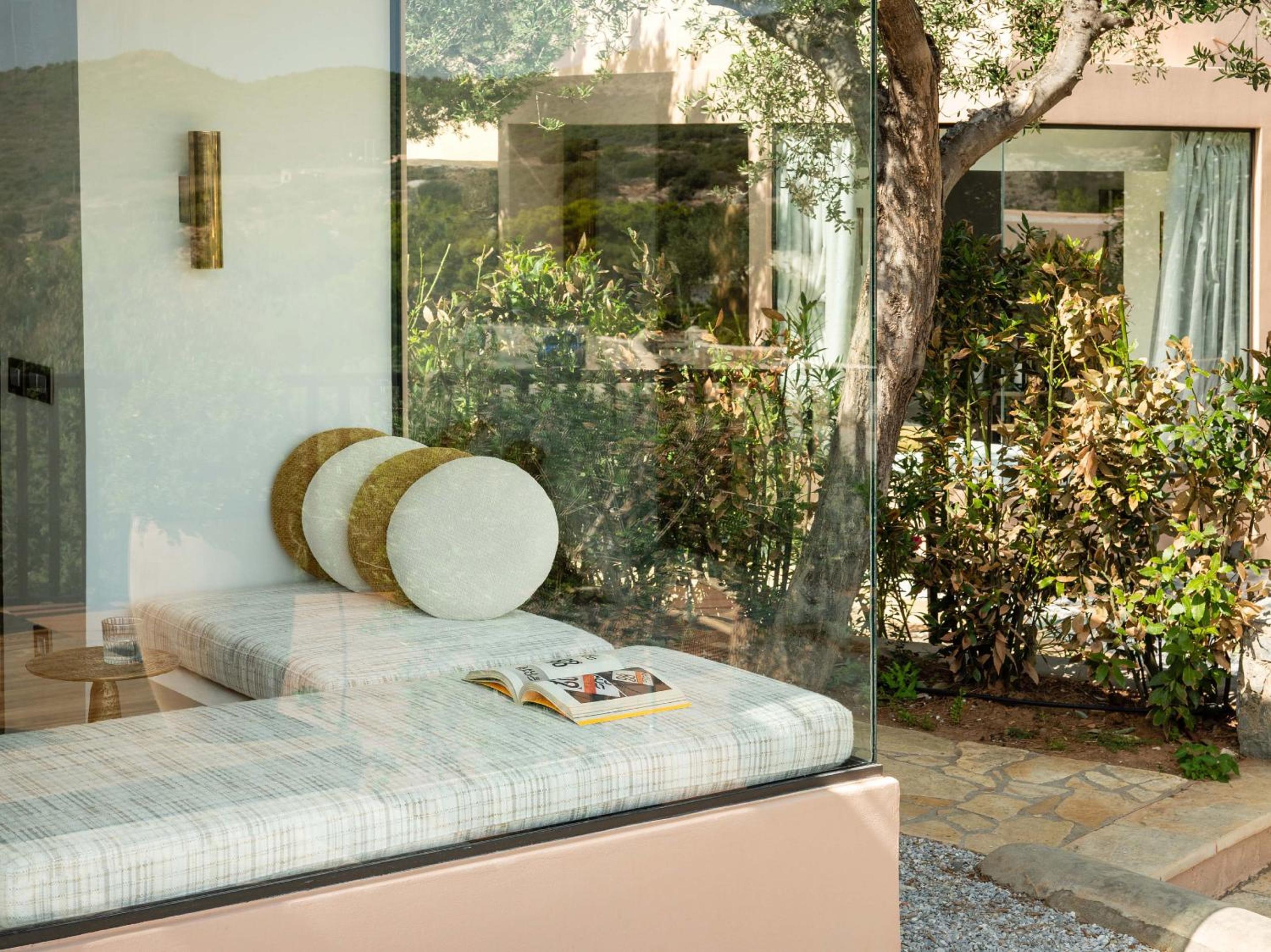 1-Bedroom Pool Villa - Photo 8