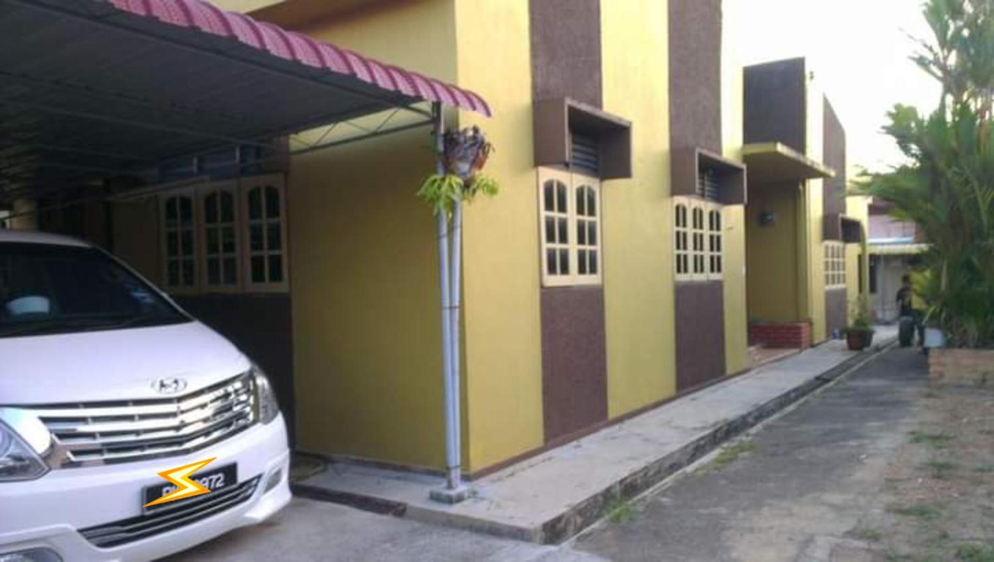 Four-Bedroom House photo 1