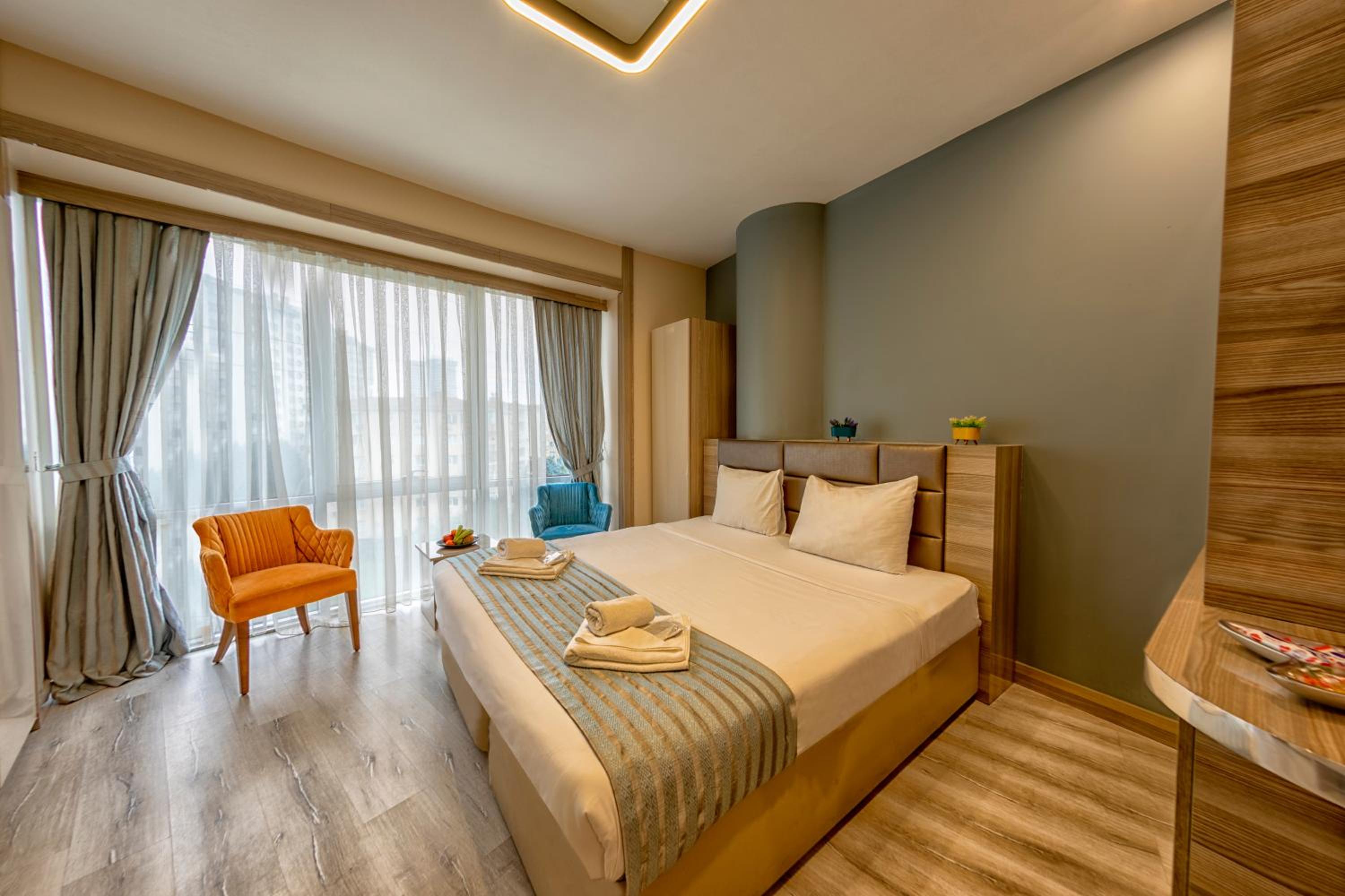 Budget Double Room - Photo 1