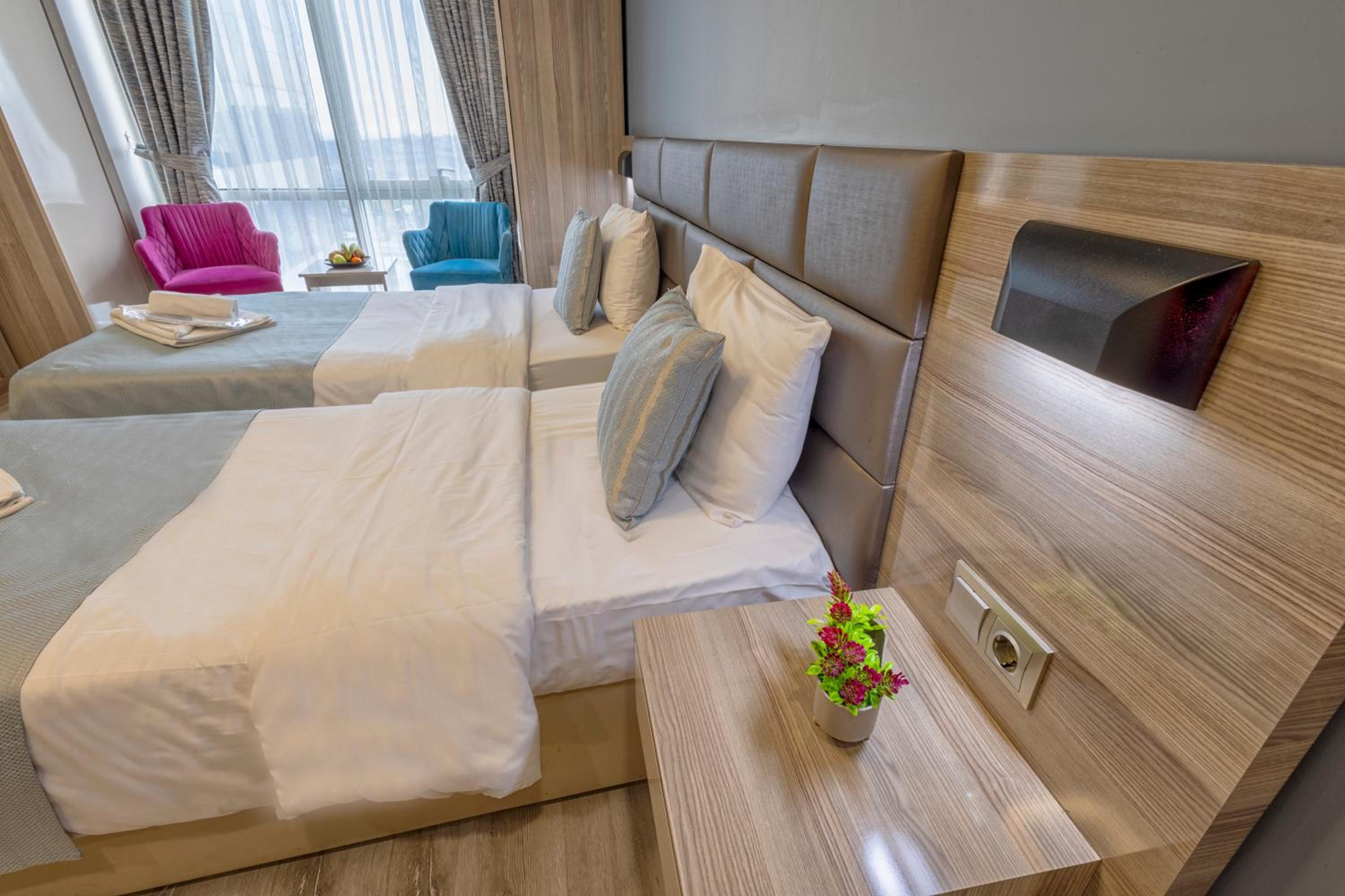 Deluxe Twin Room - Photo 1