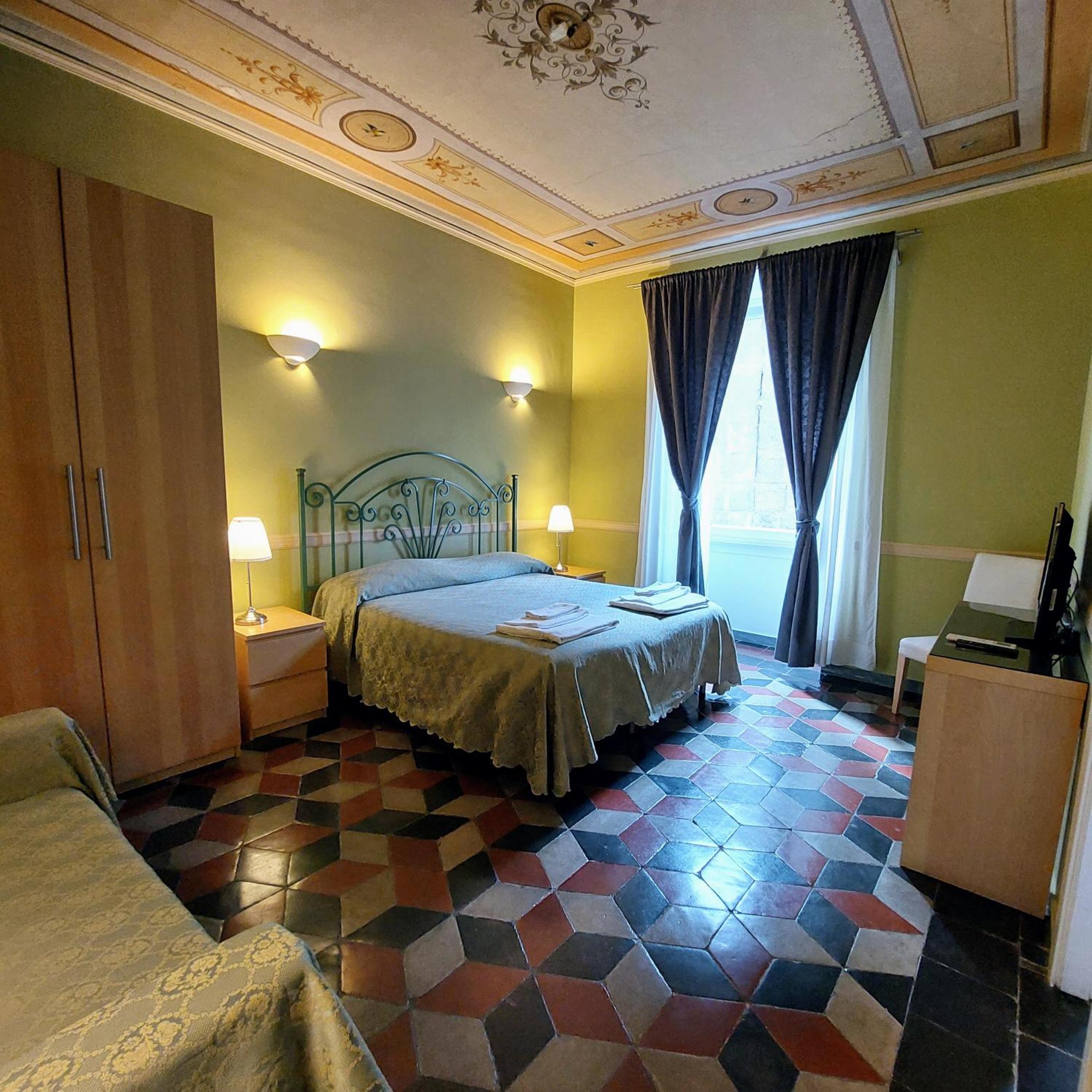 Superior Double or Twin Room photo 3