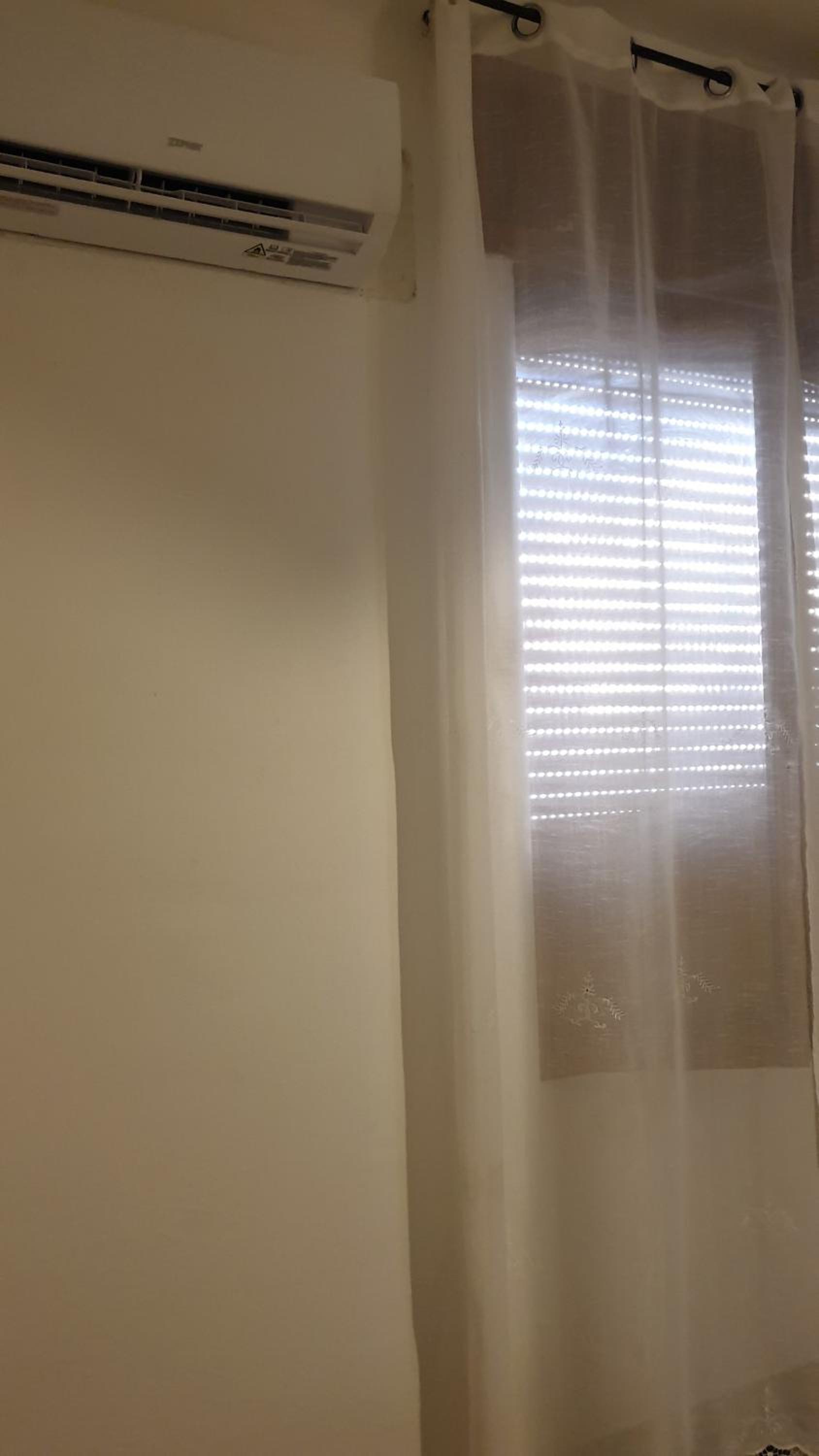 Basic Triple Room With Shared Bathroom