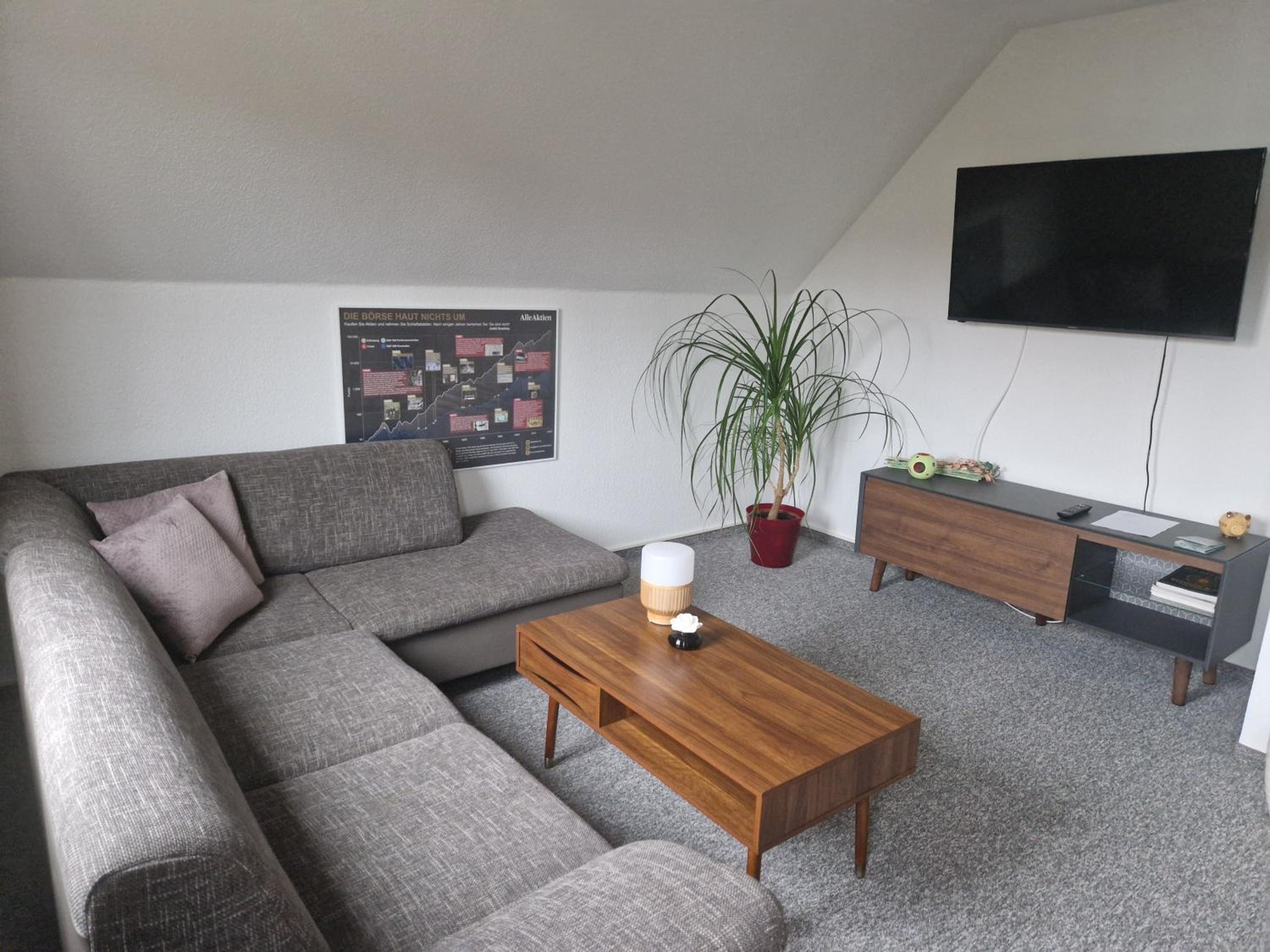 One-Bedroom Apartment photo 1