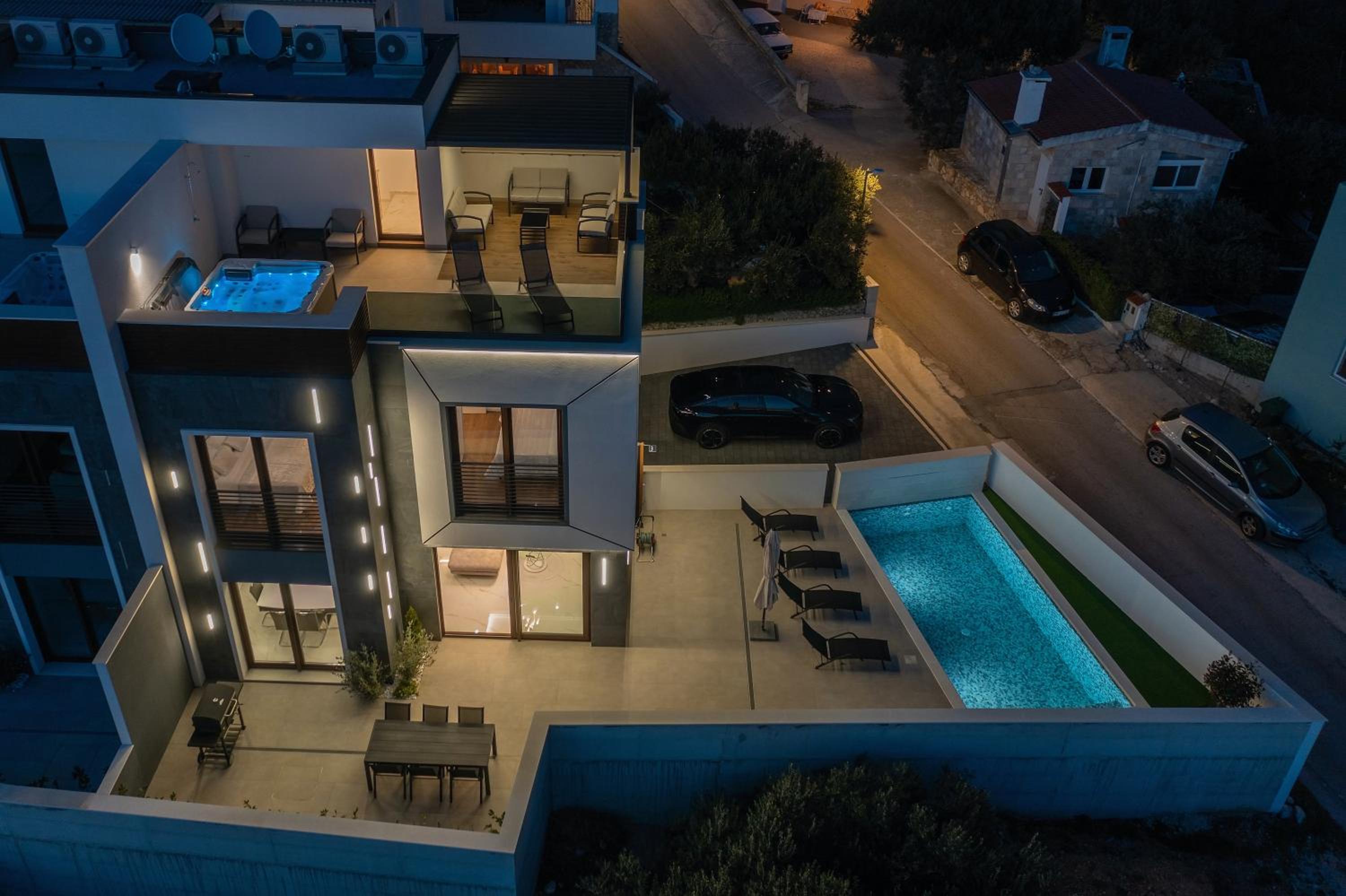 Villa With Private Pool photo 3