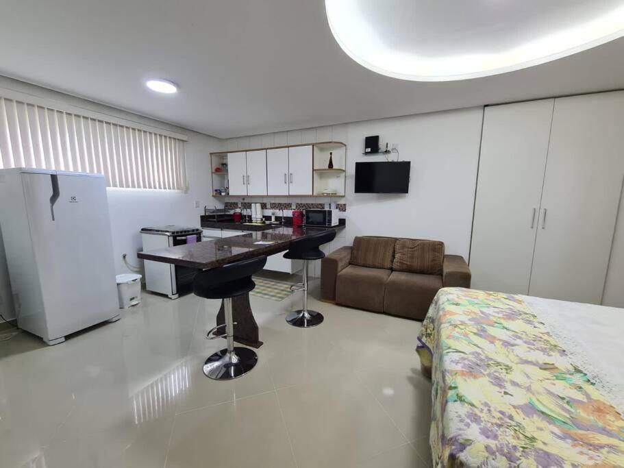 One-Bedroom Apartment photo 3