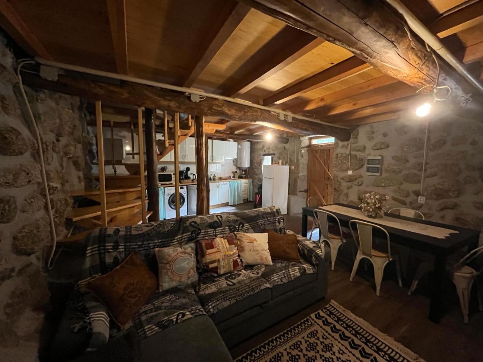 Three-Bedroom House photo 2
