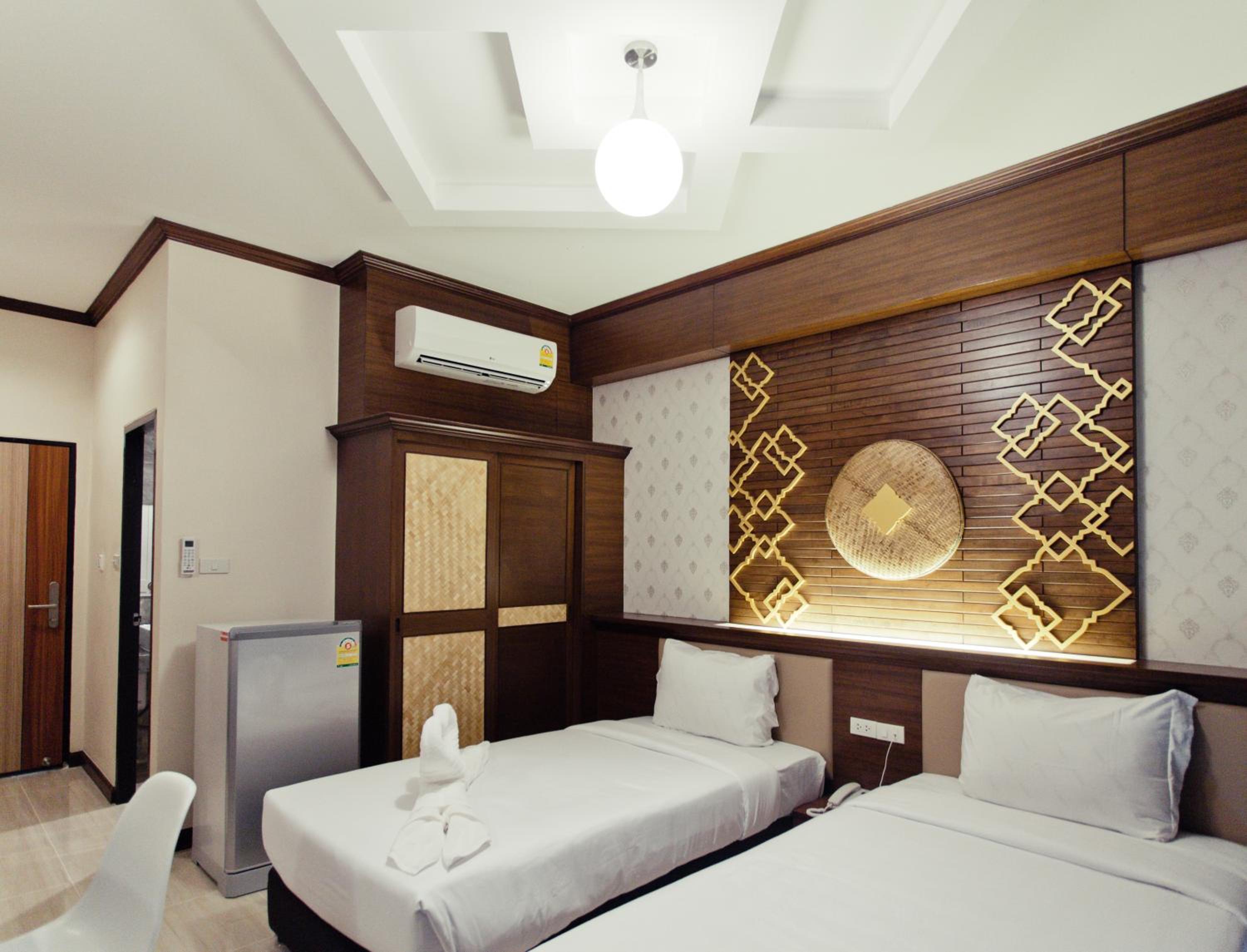 Standard Twin Room photo 2