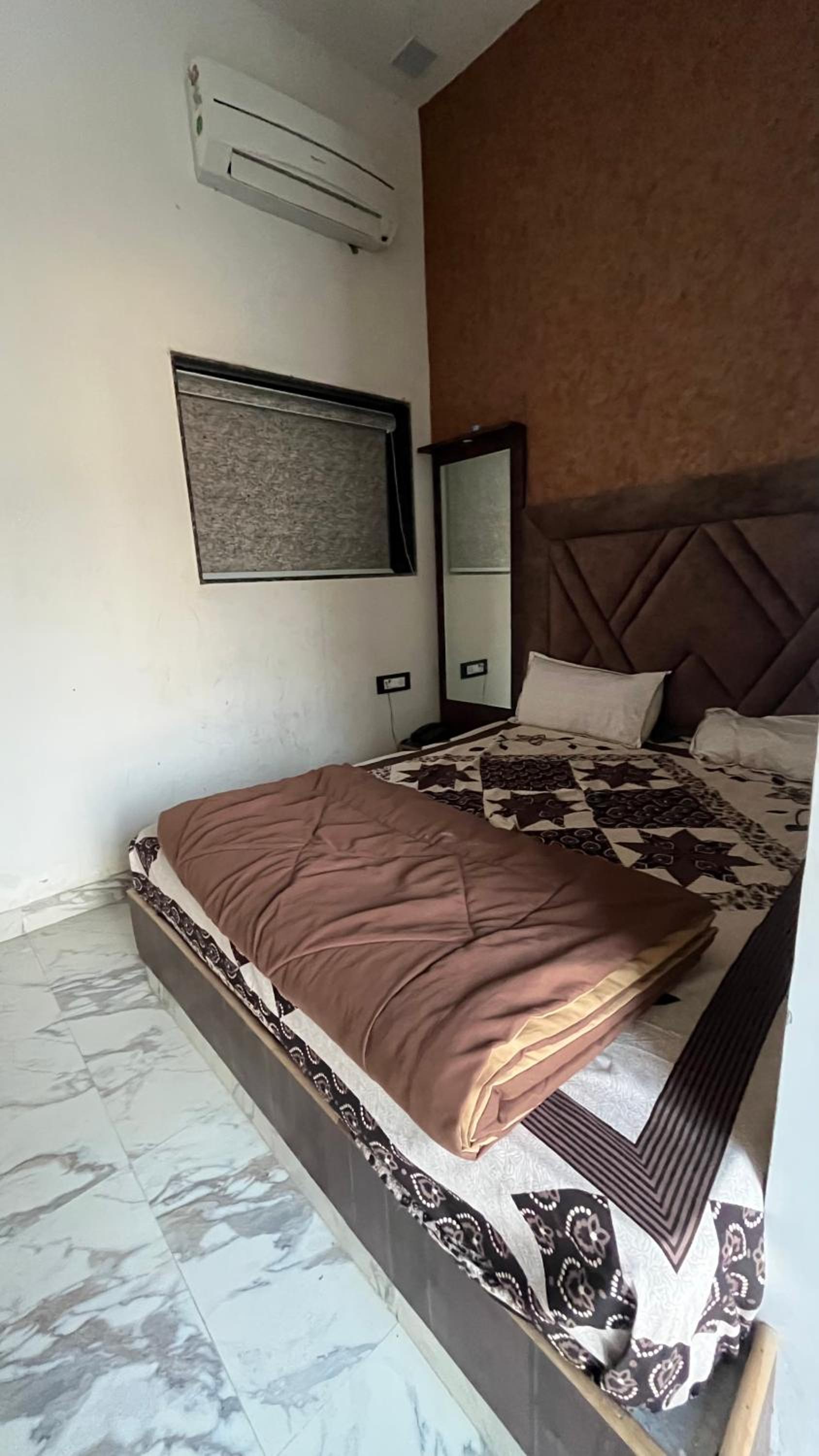 Deluxe Room (2 Adults + 1 Child) photo 1