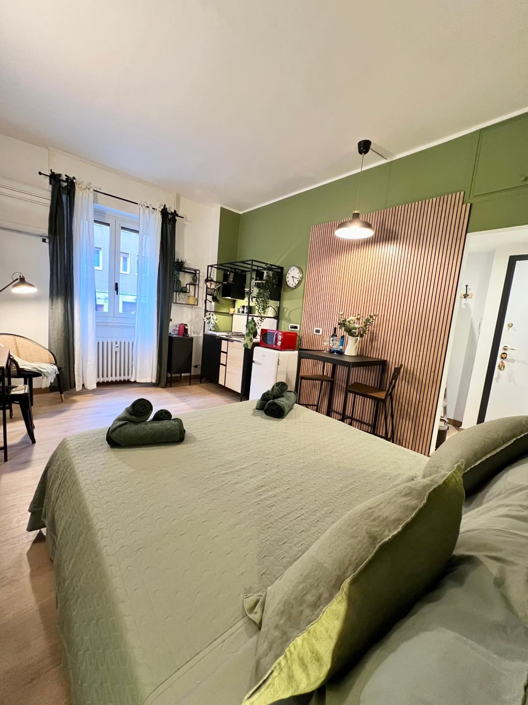 One-Bedroom Apartment