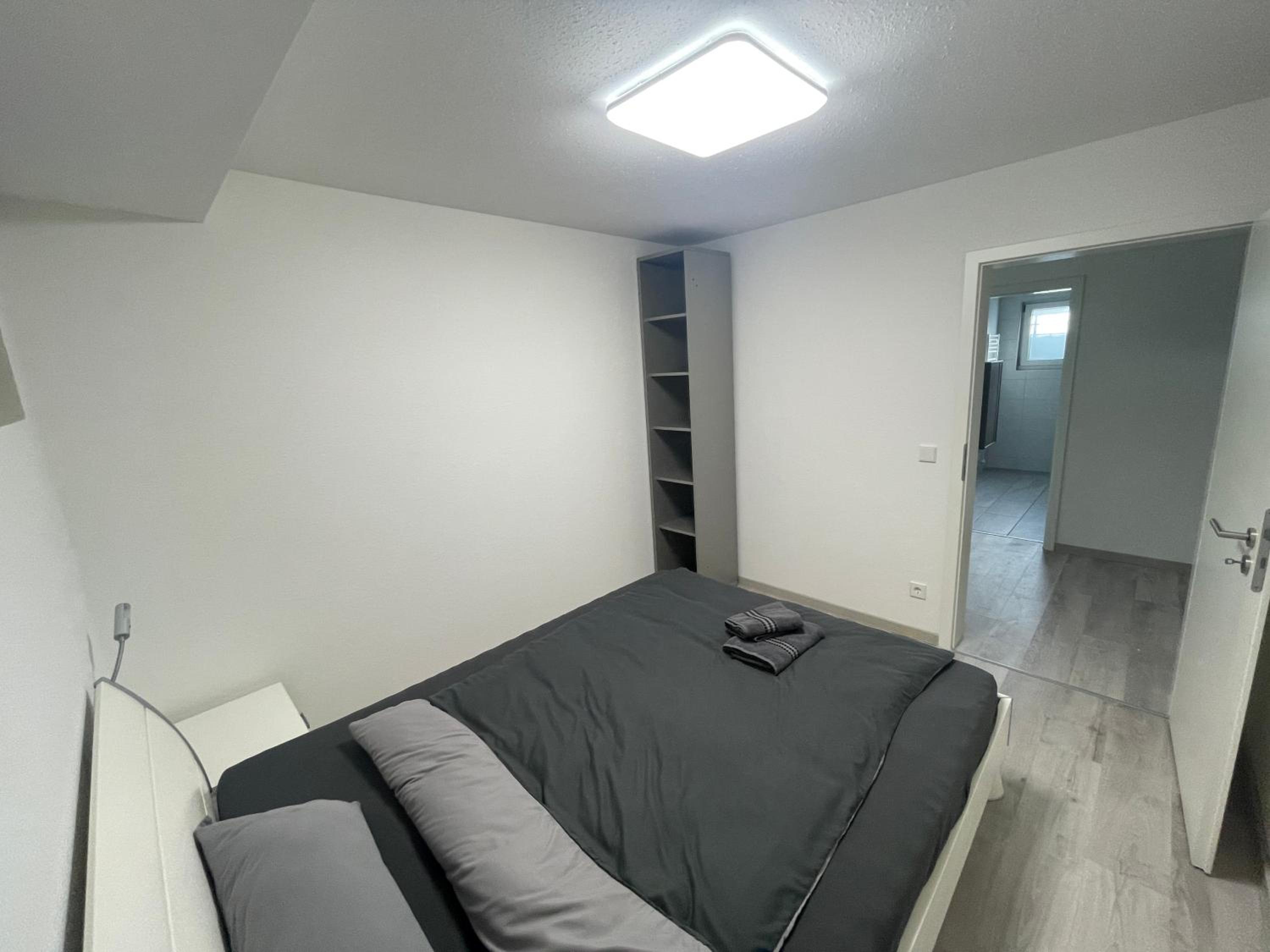 One-Bedroom Apartment photo 3