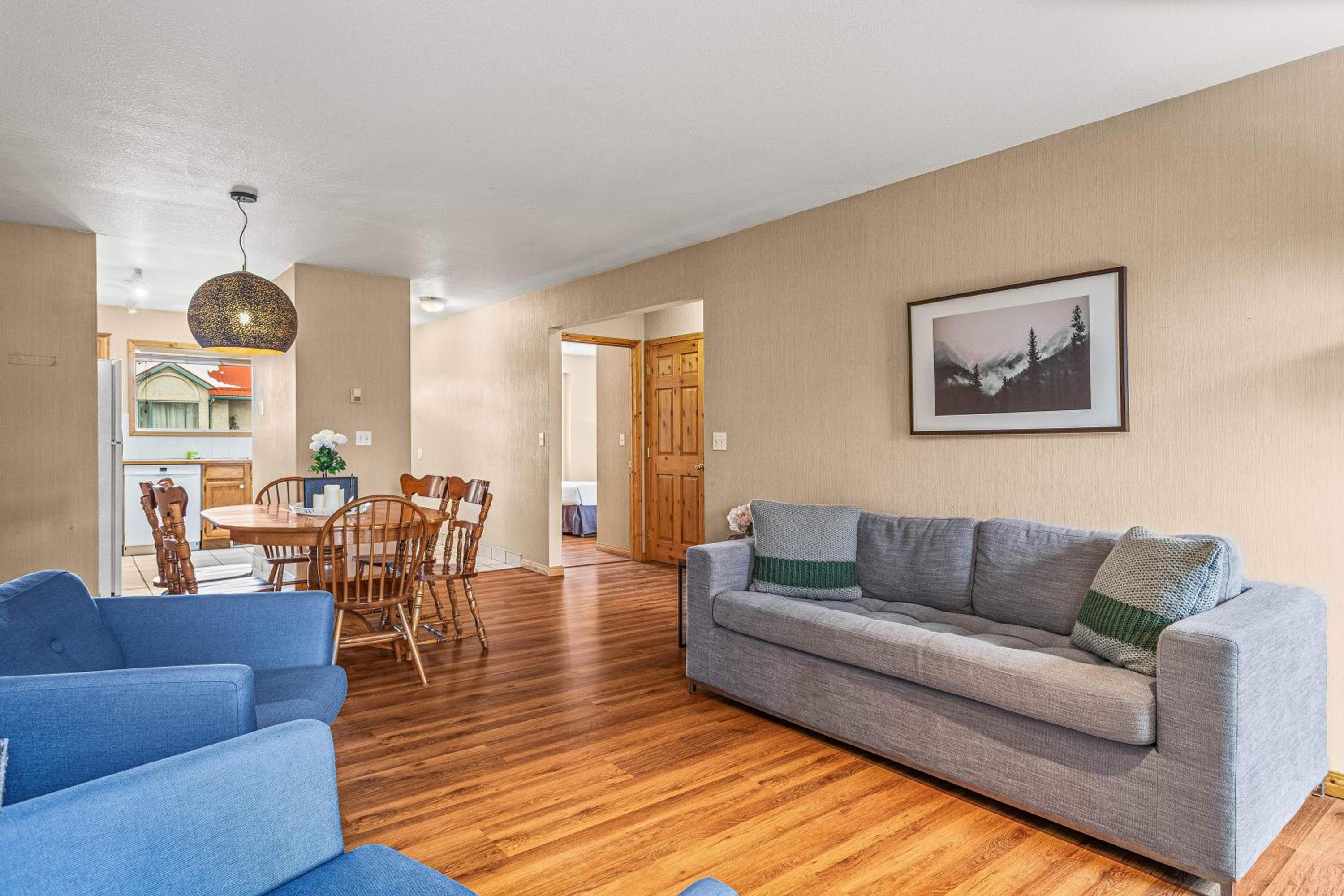 Family Room photo 1