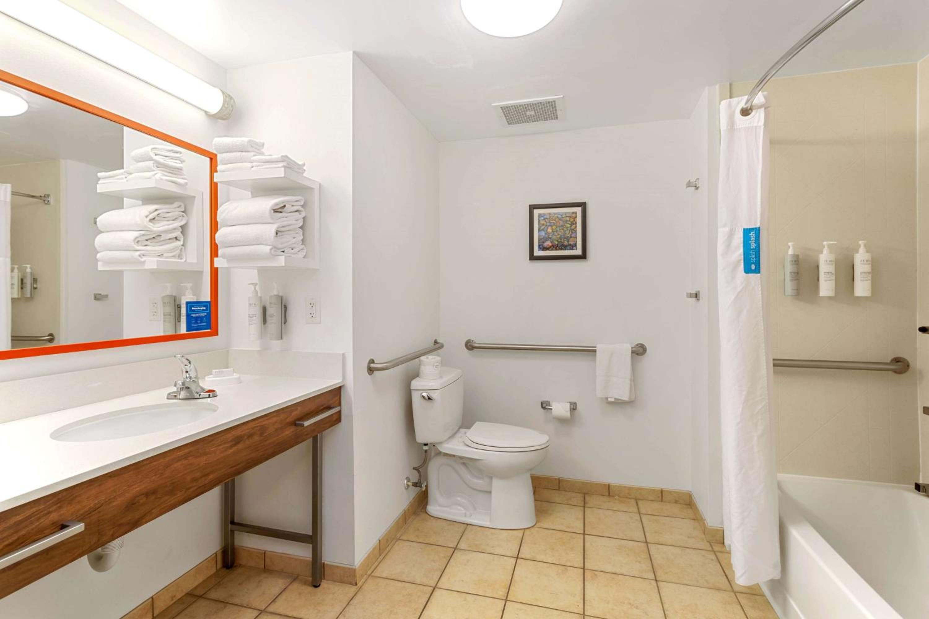King Room - Disability Access