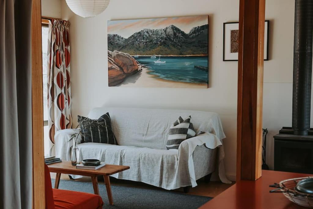Three-Bedroom House photo 1