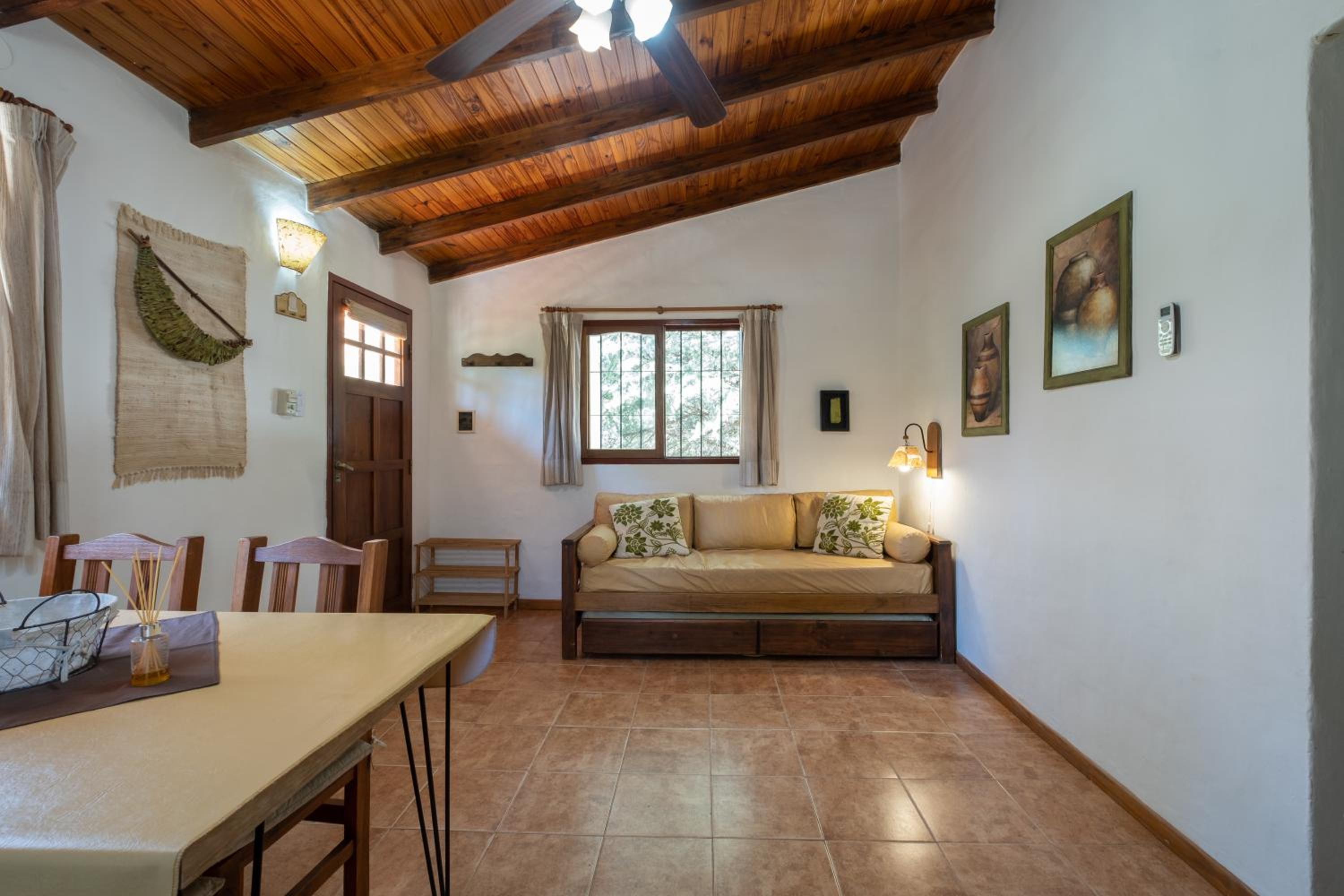 One-Bedroom Bungalow photo 1