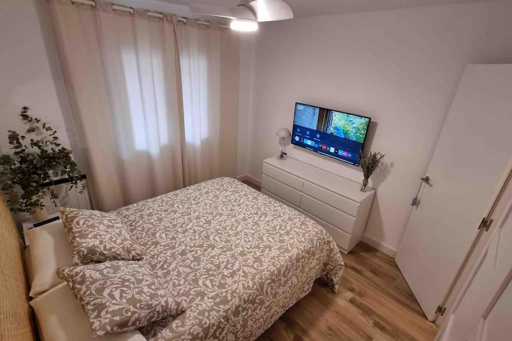 Two-Bedroom Apartment photo 2
