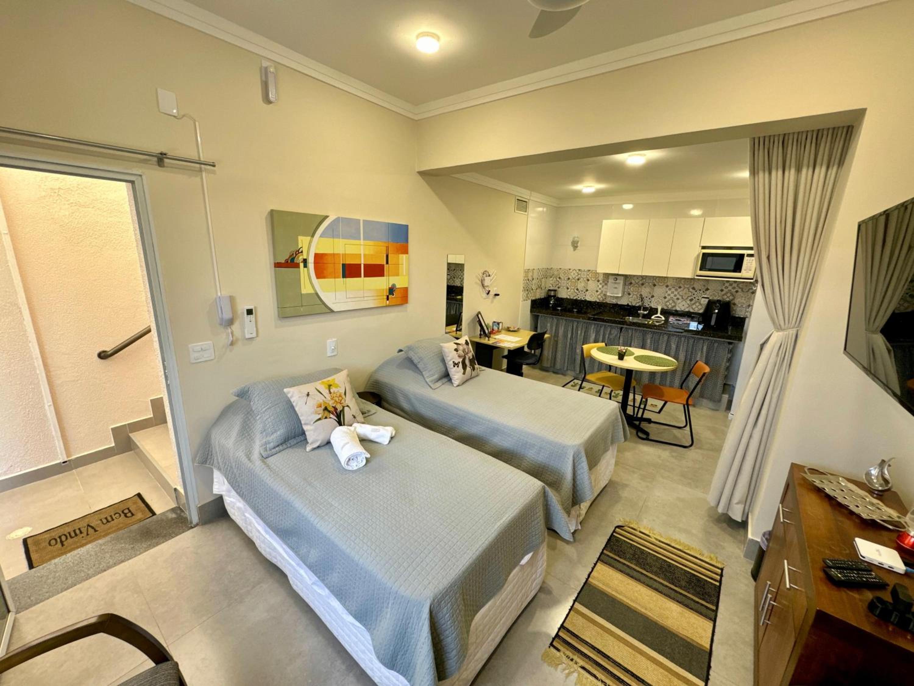 Studio Apartment photo 1