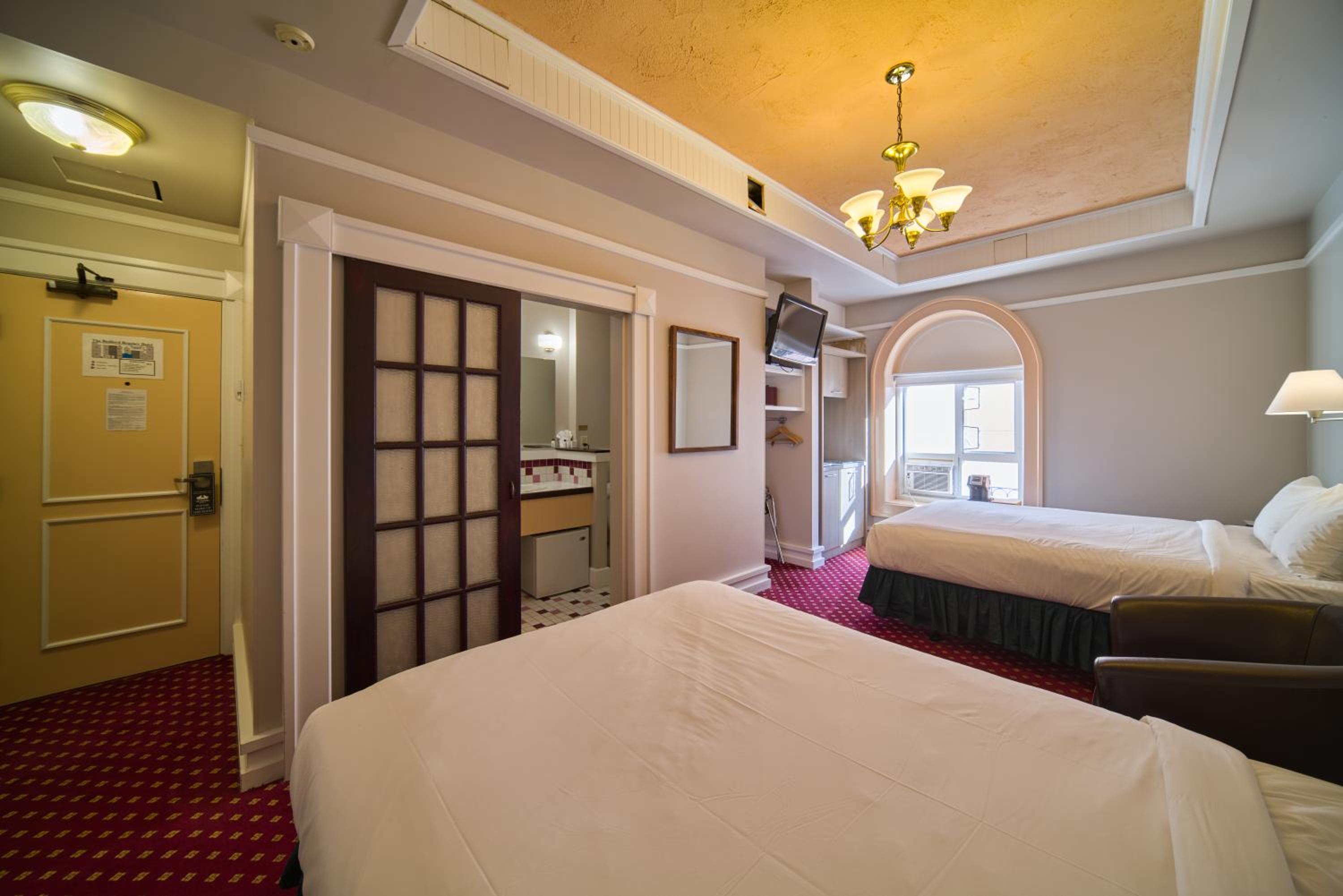 Deluxe Double Room photo 3