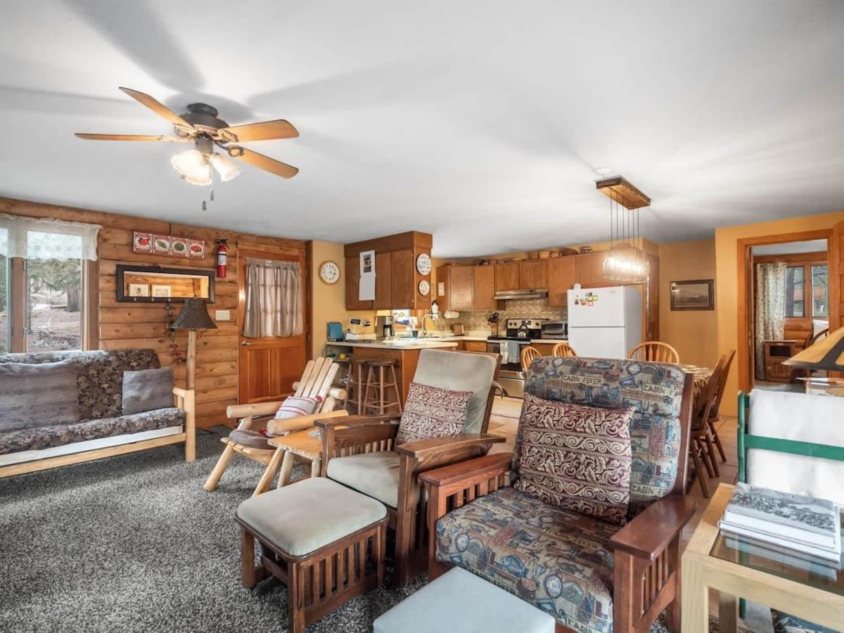Family Room photo 1