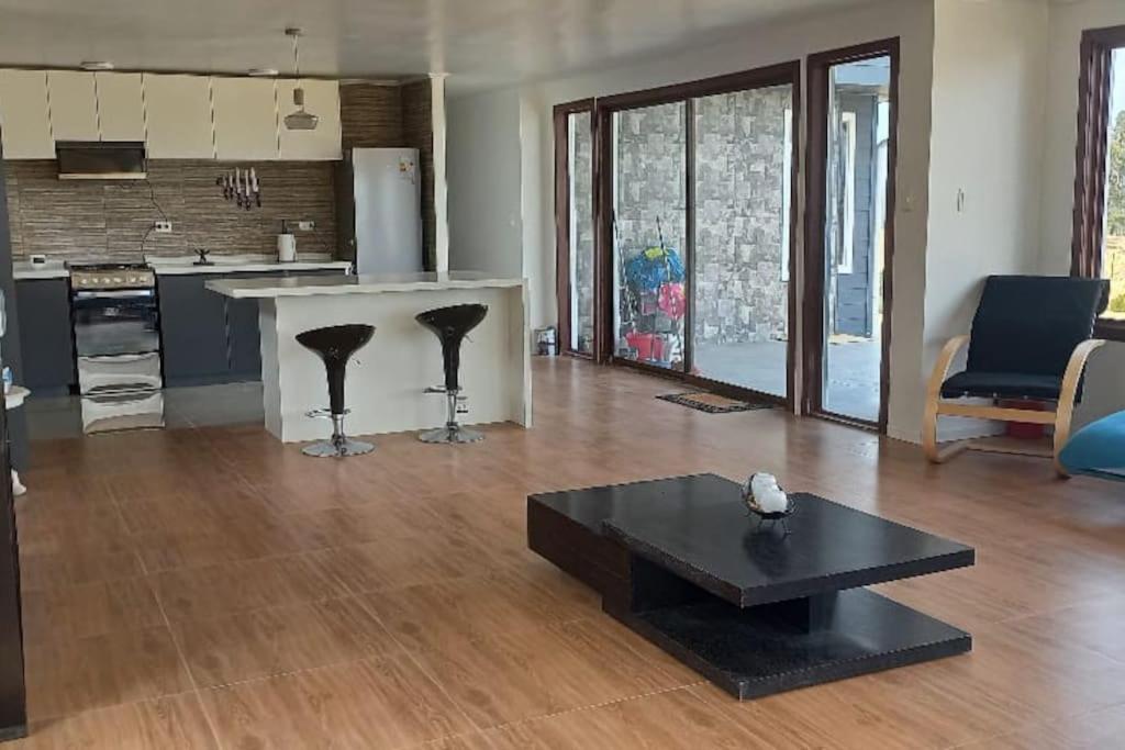 Three-Bedroom House photo 2