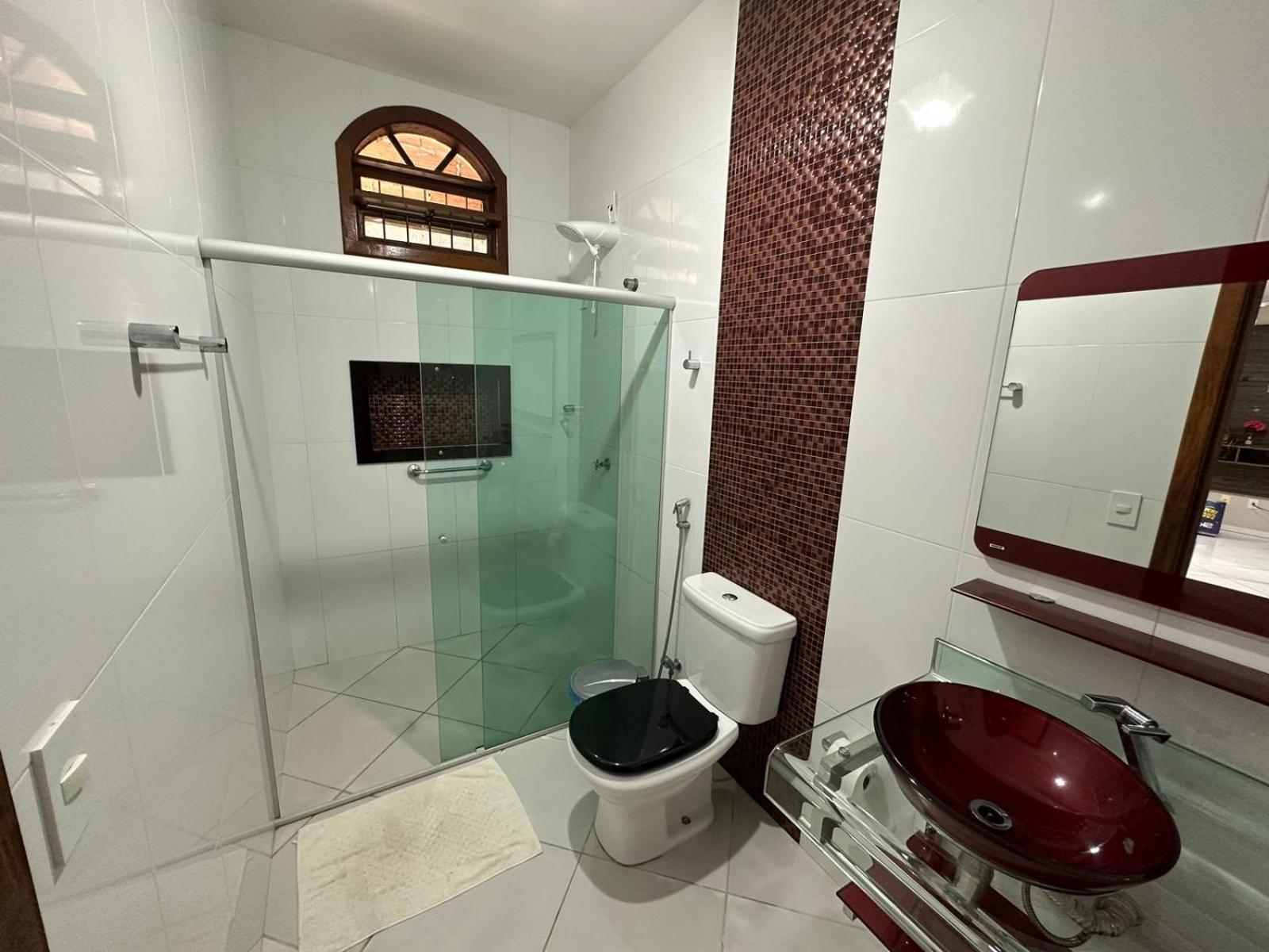 Four-Bedroom House photo 3