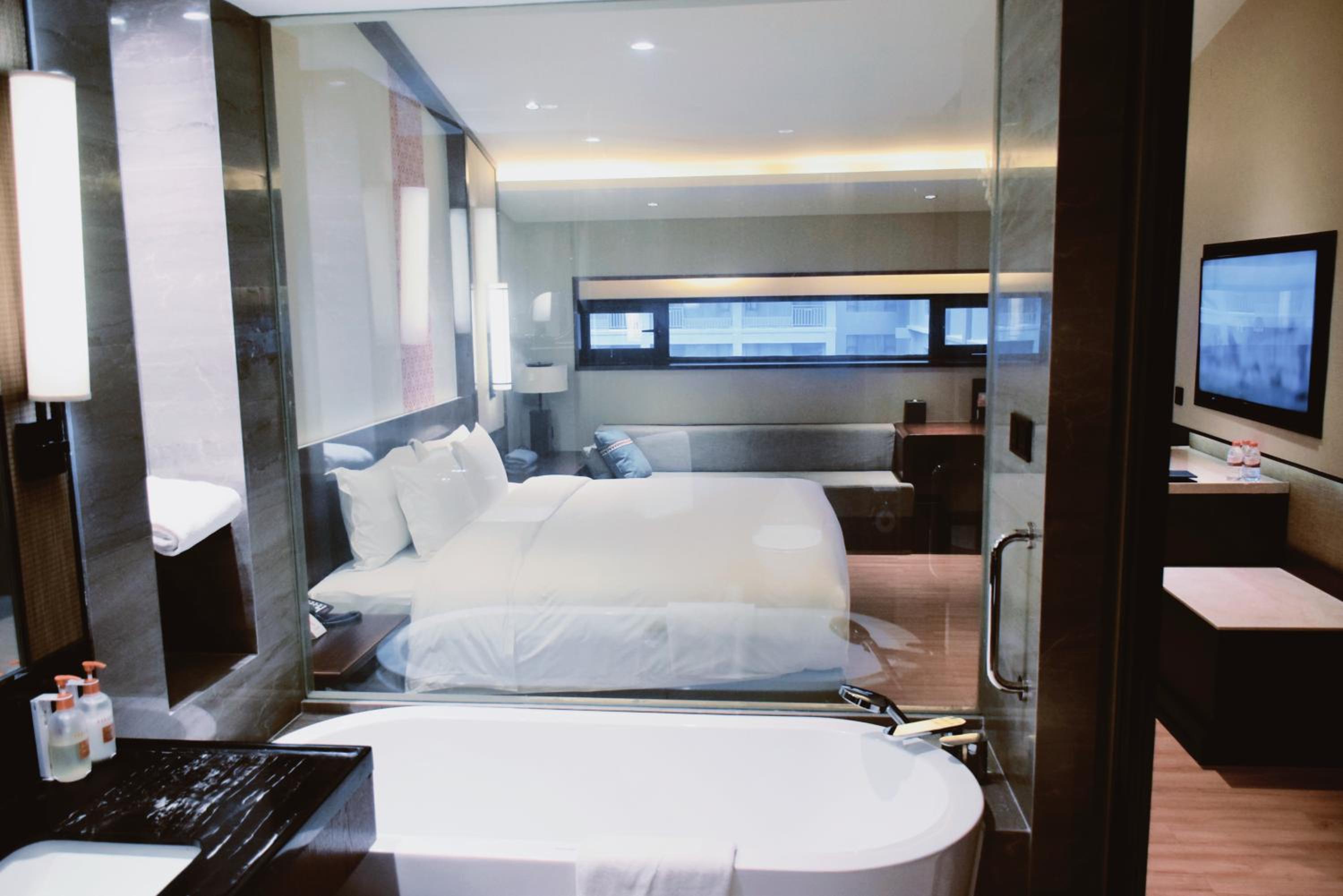 Economy Twin Room photo 2