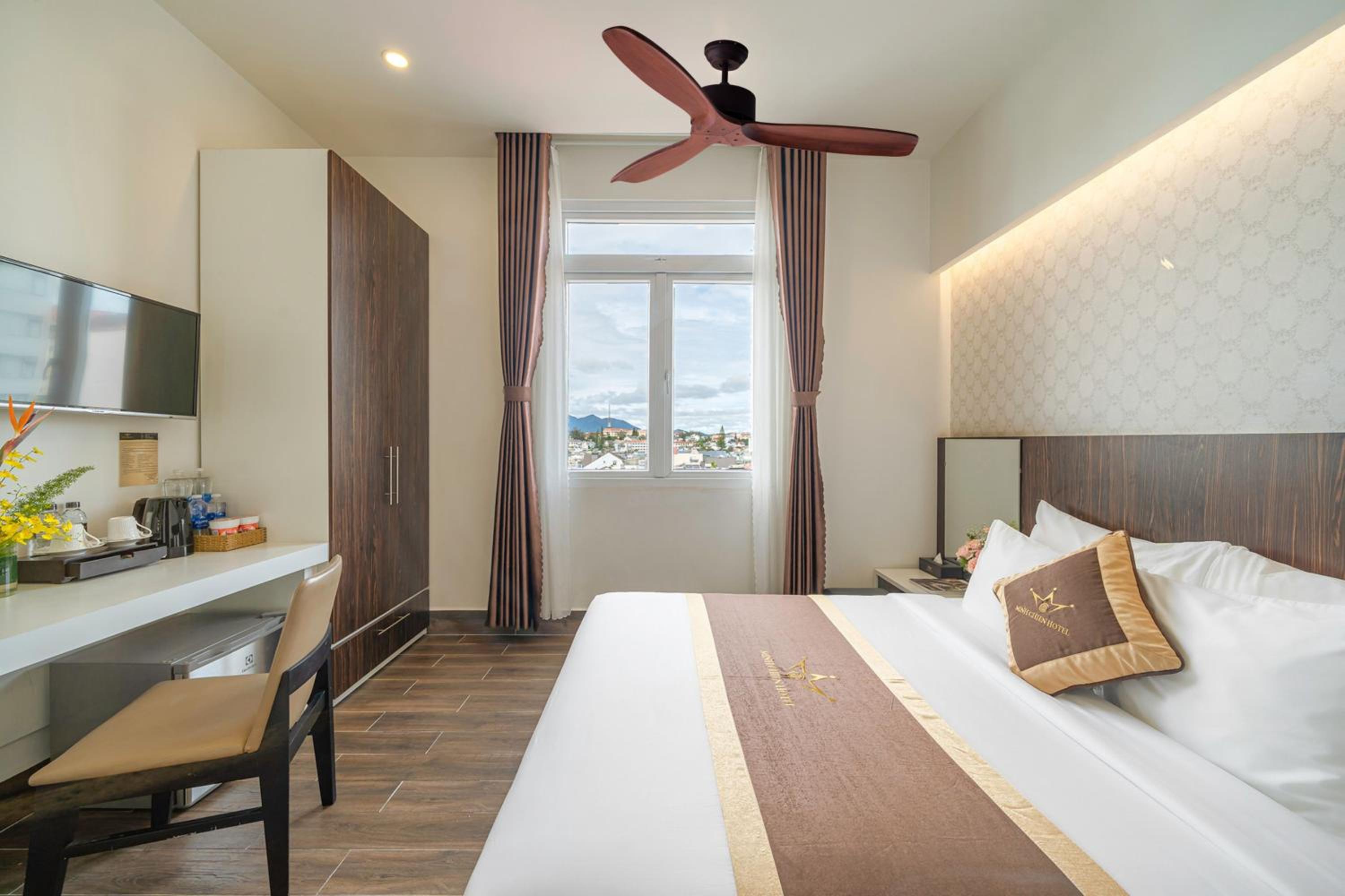 Deluxe Double Room - Photo 7