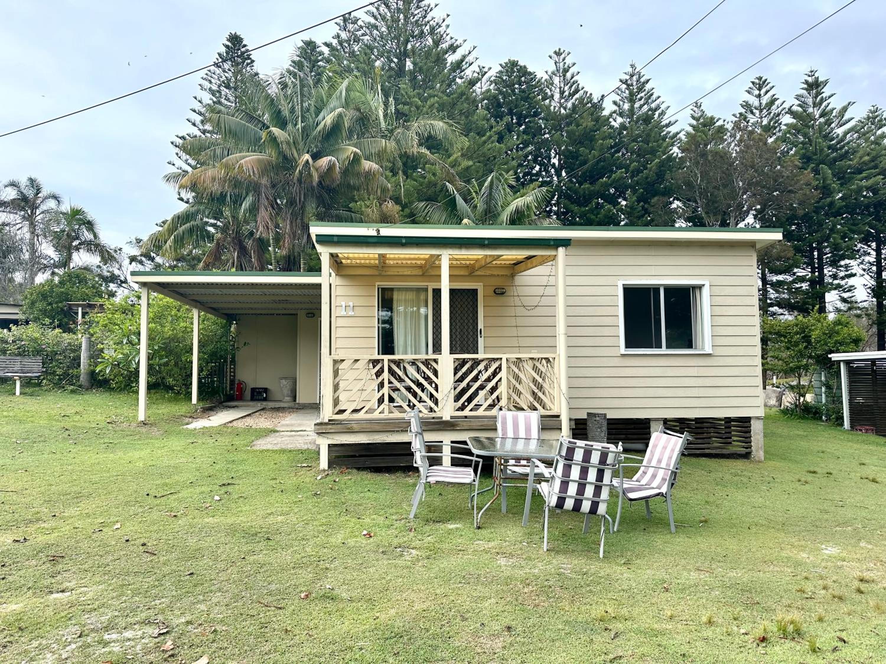Family Bungalow photo 2