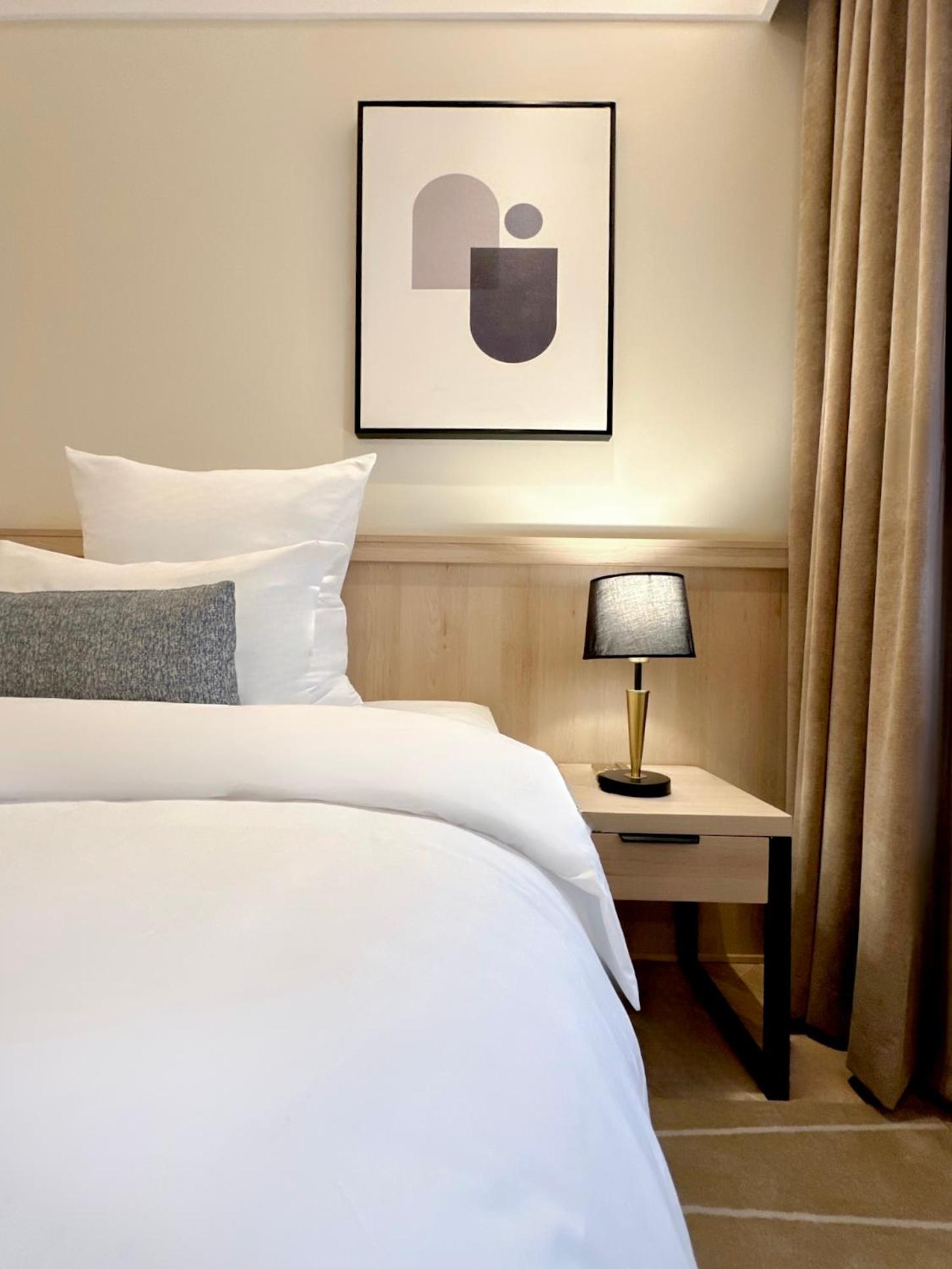 Superior King Room