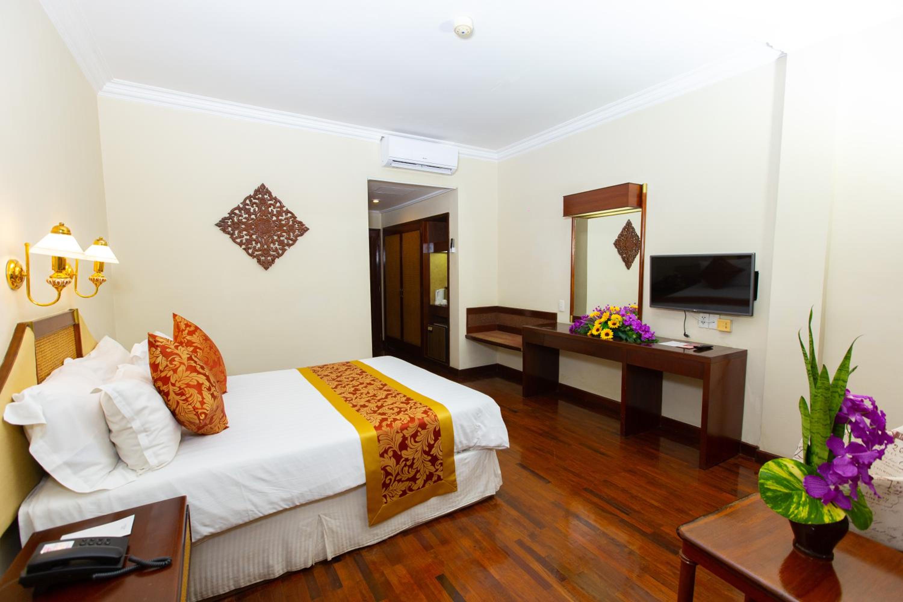 Standard Double Room - Photo 3