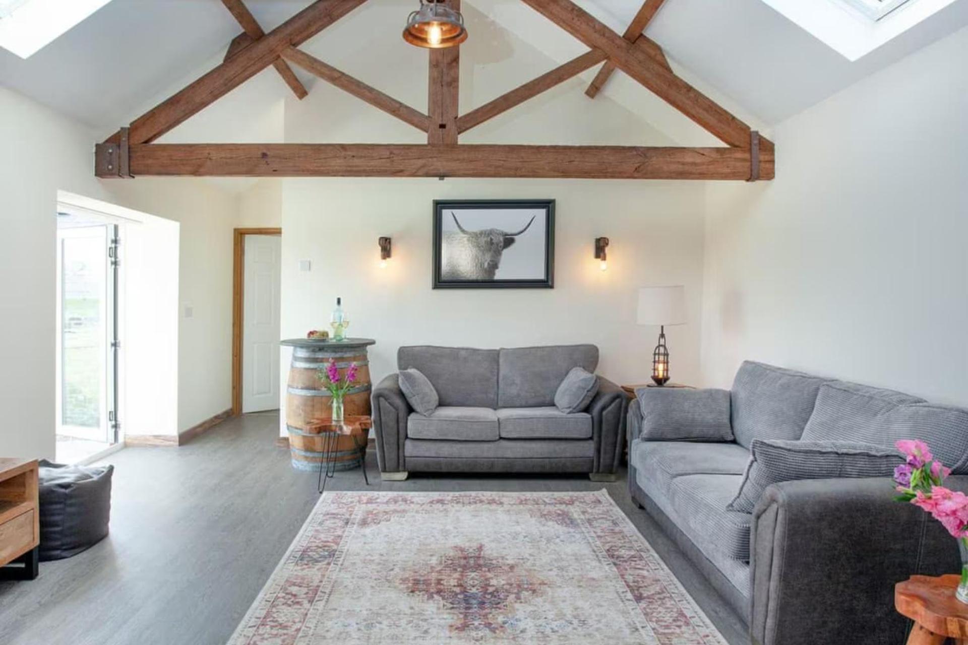 One-Bedroom House photo 1