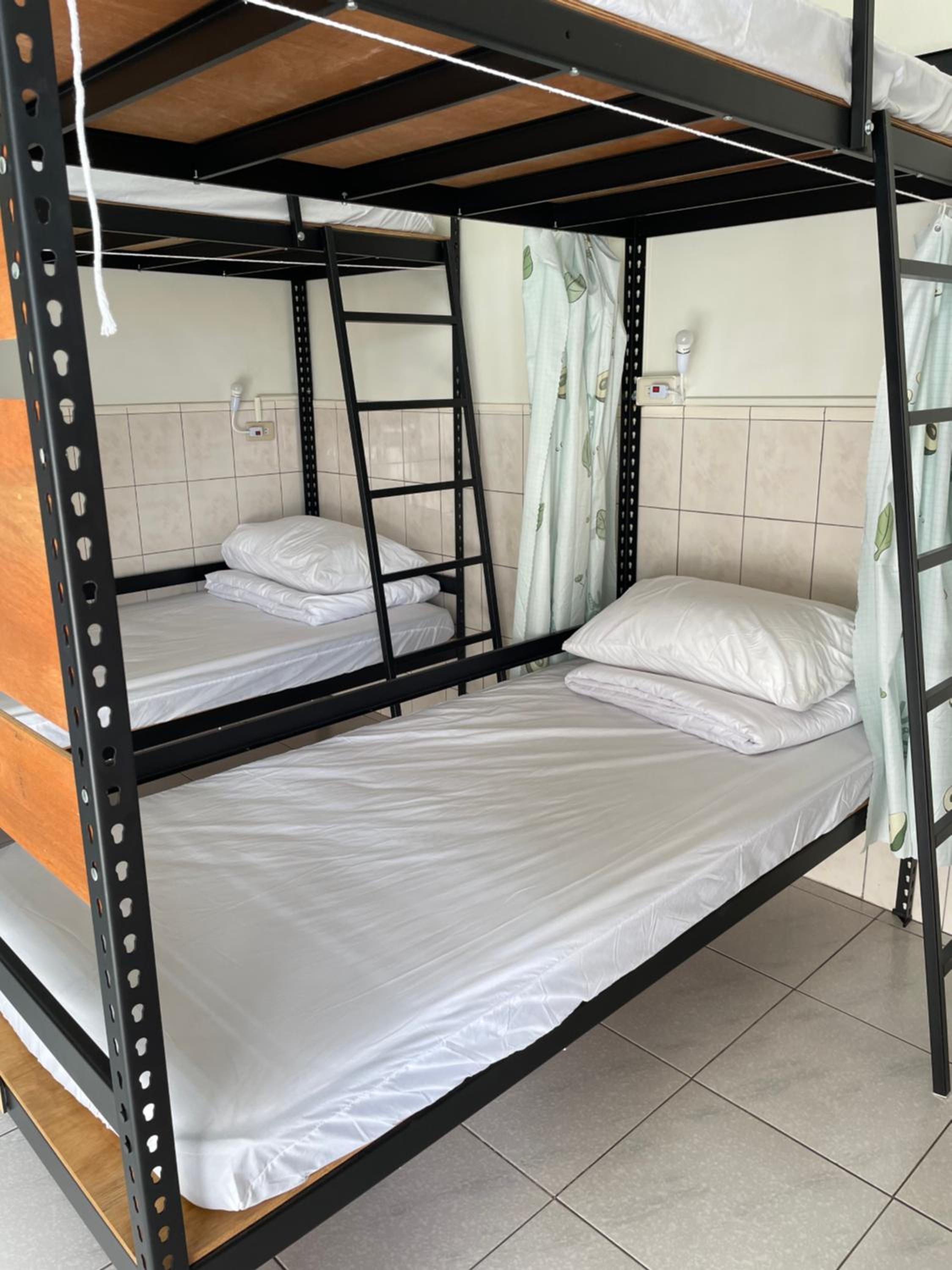 Triple Room with Shared Bathroom photo 3