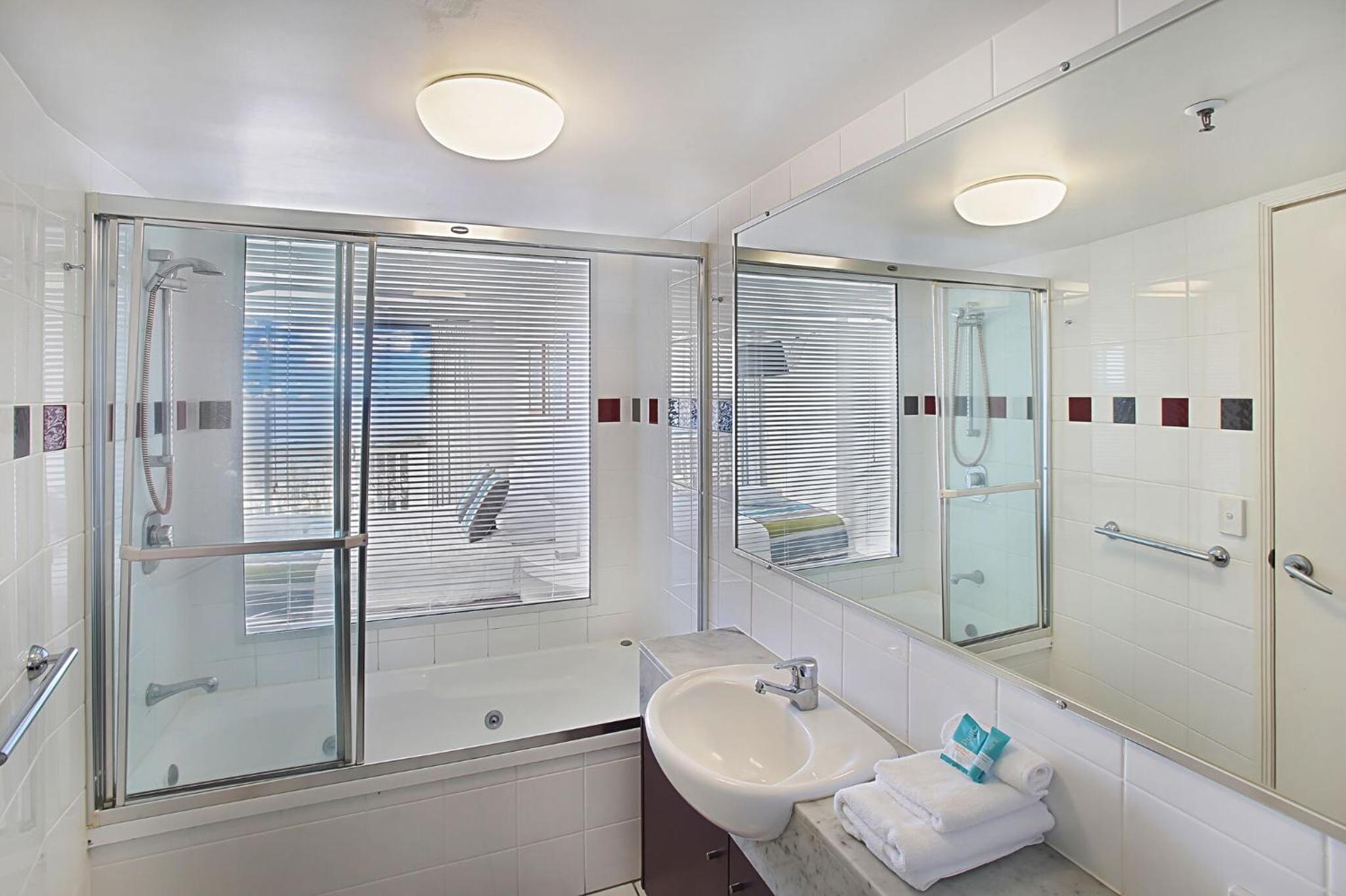 2 Bedroom Ocean View, Tower II - Photo 2