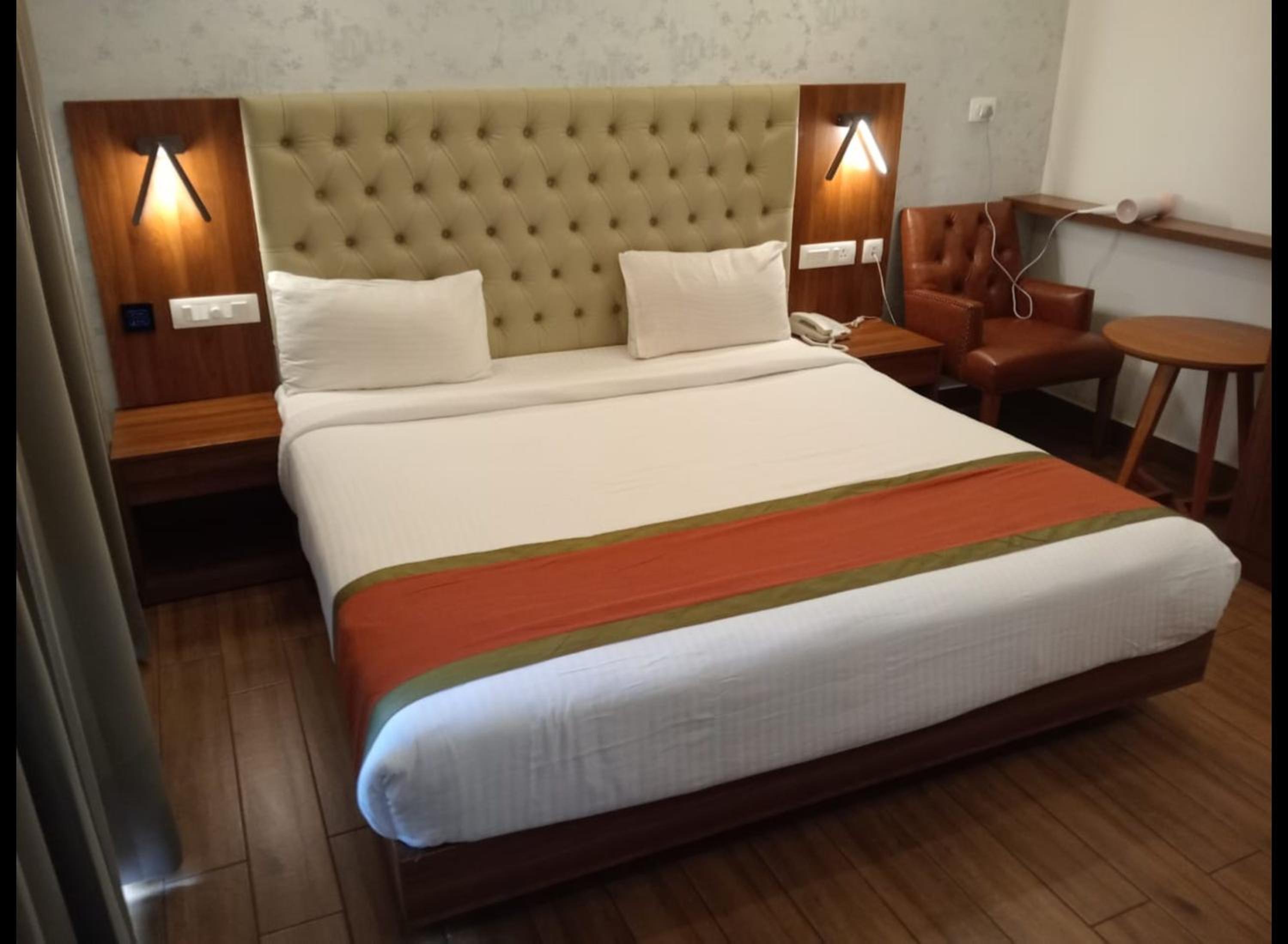 Standard Double Room - Photo 1