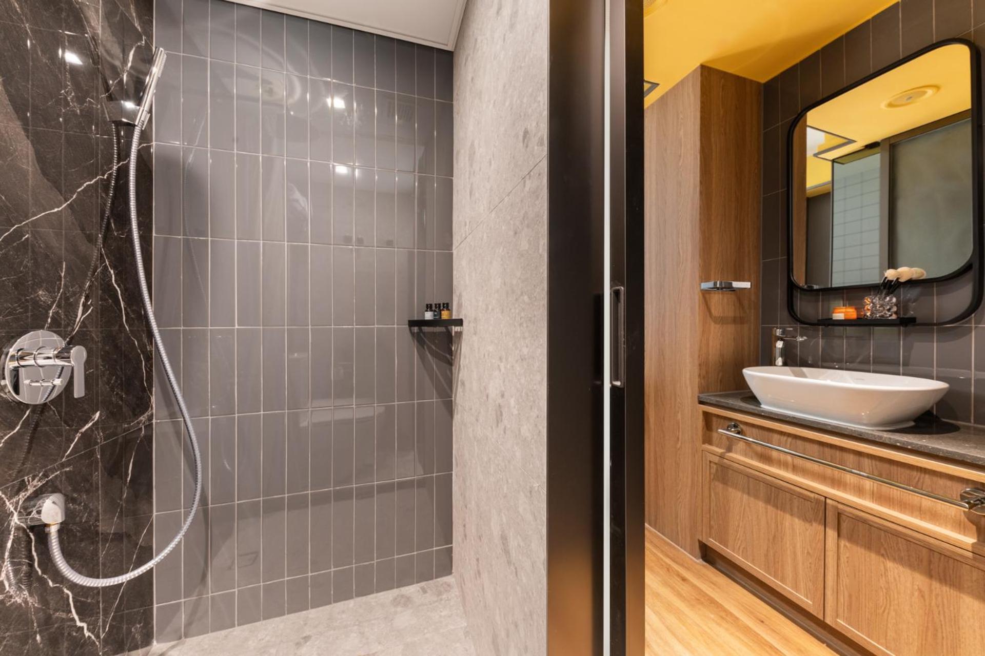 Premier Twin Room