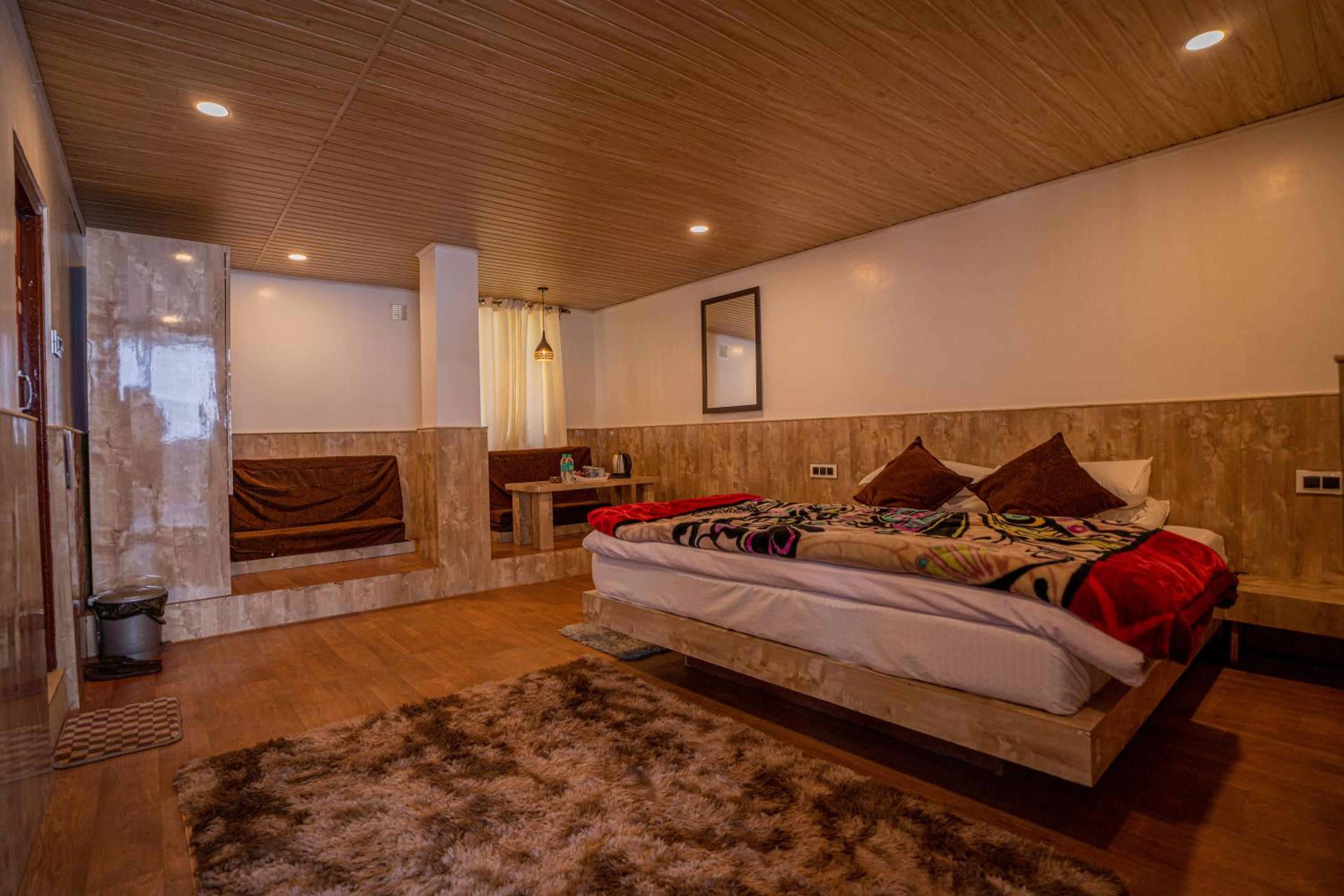 Deluxe Double Room photo 3