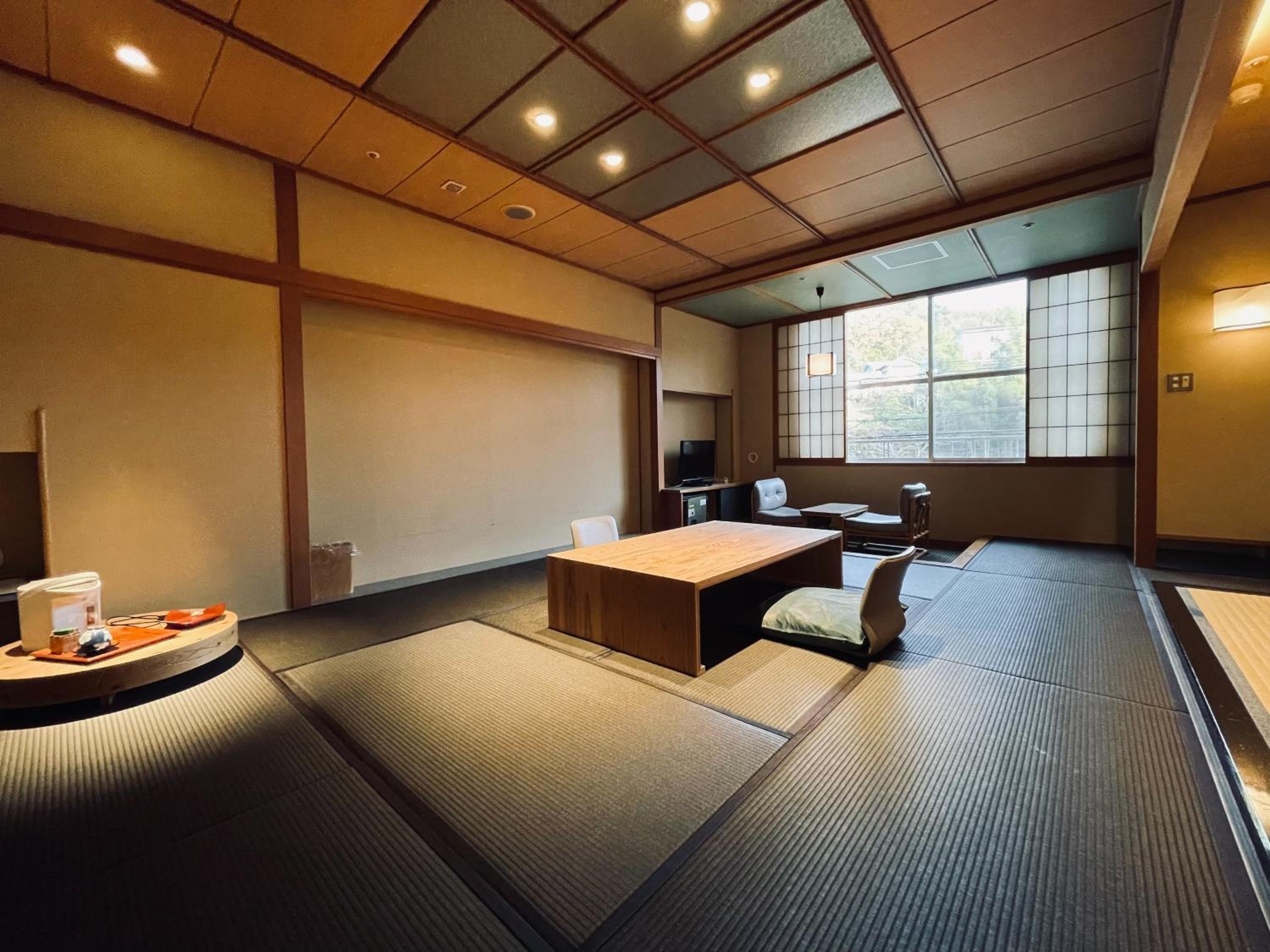 Japanese-Style Quadruple Room photo 1