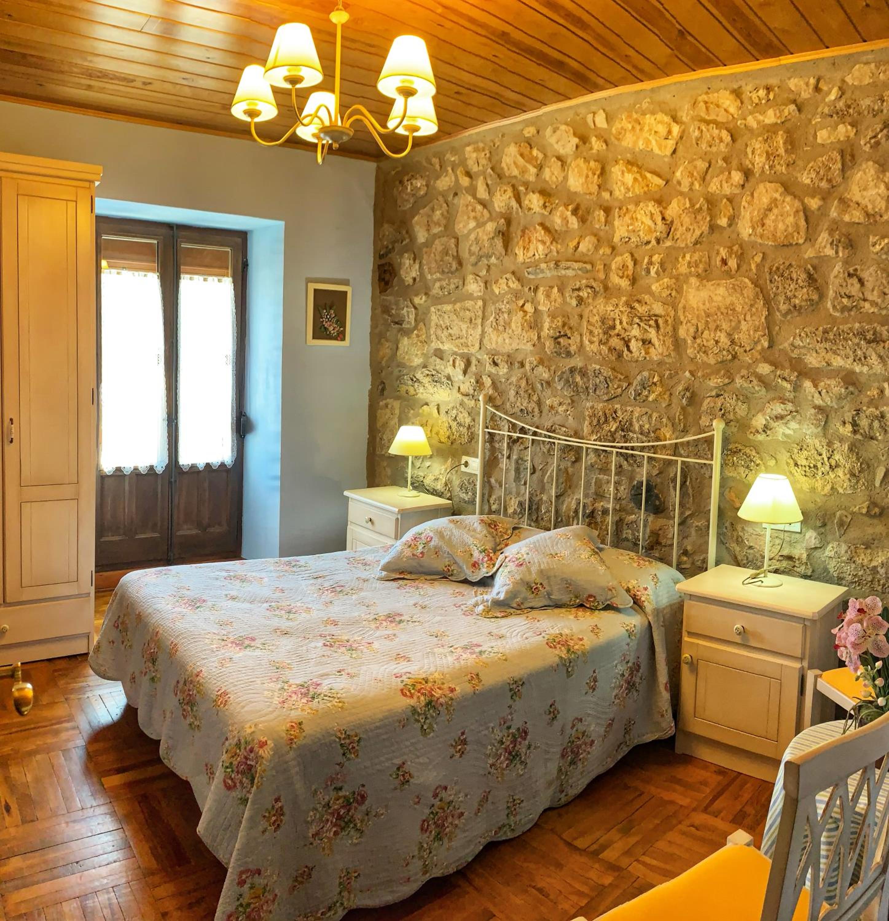 Casa de cuatro habitaciones