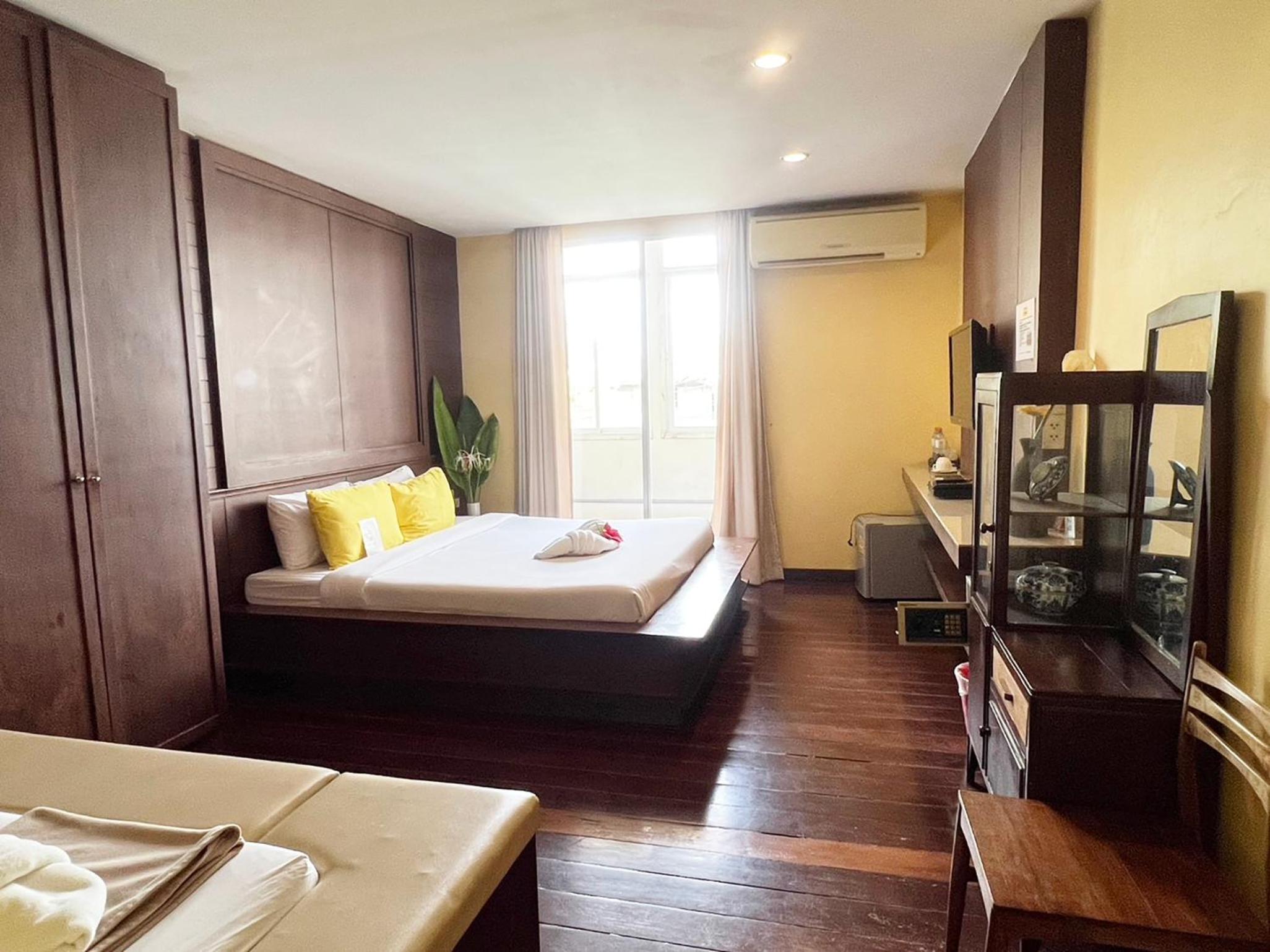 Deluxe Triple Room photo 3