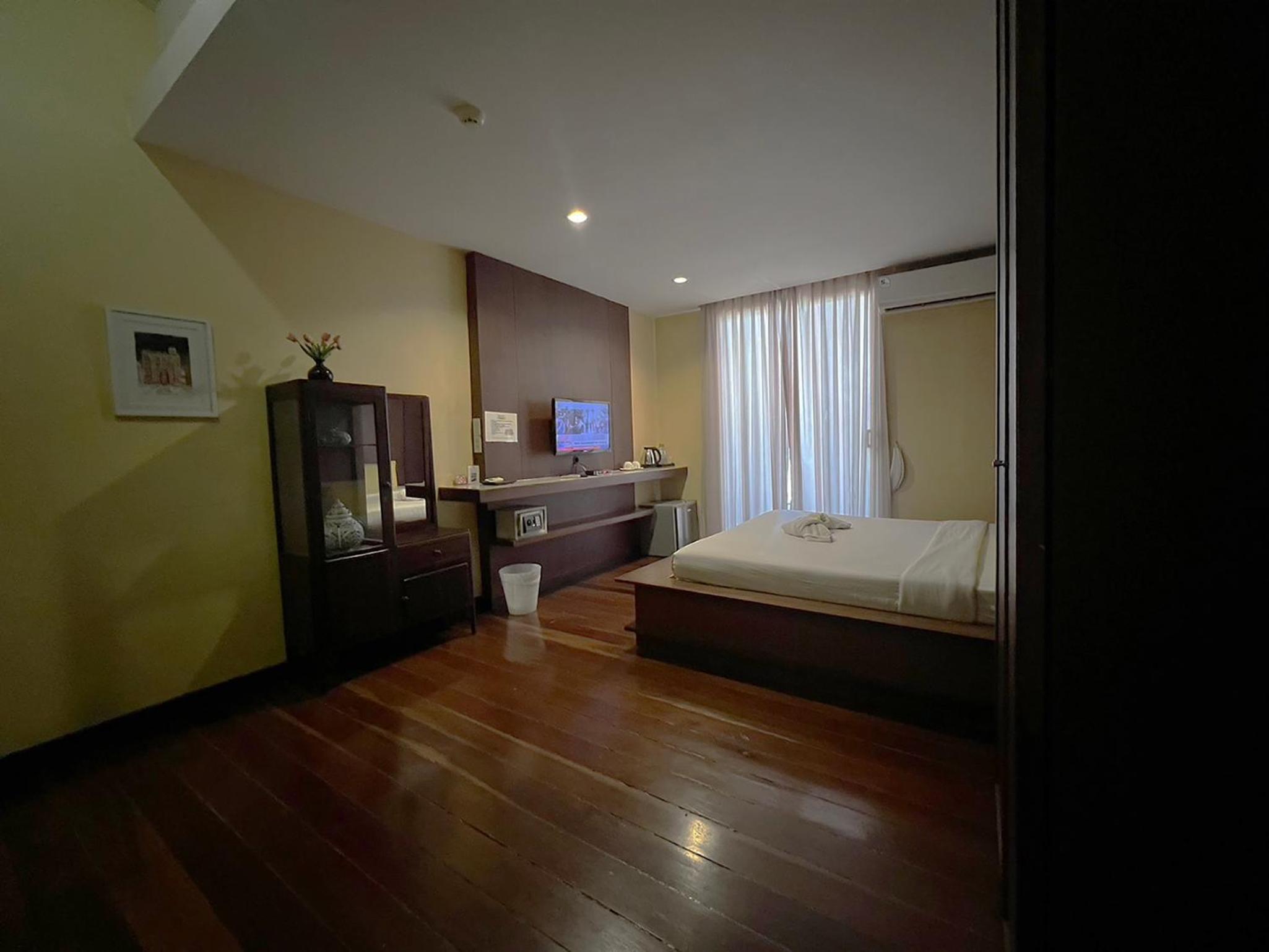 Deluxe Double Room photo 2