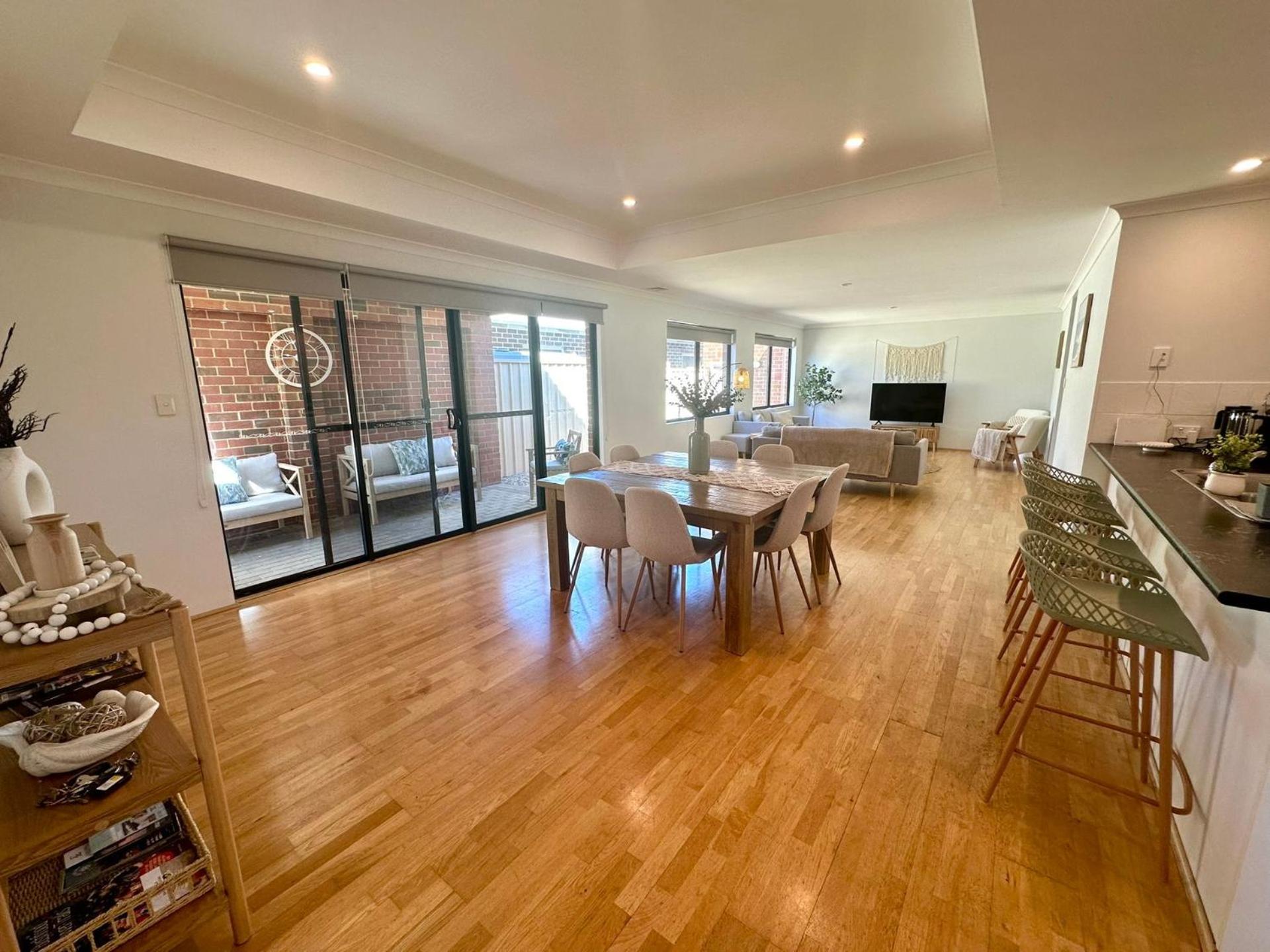 Three-Bedroom House photo 1