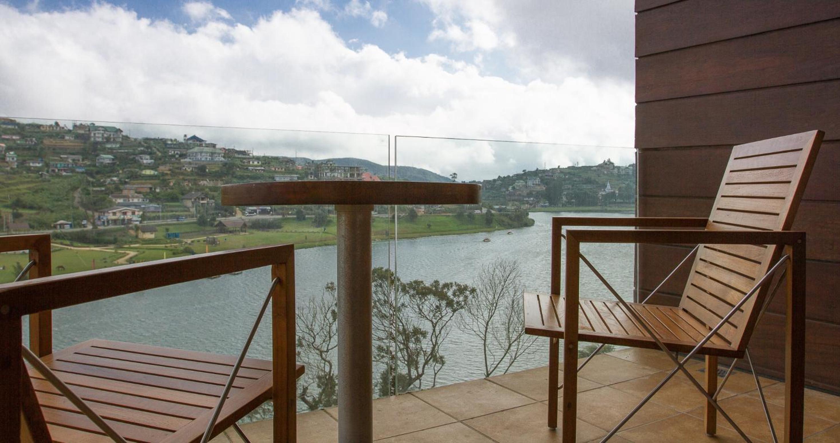Deluxe Lake View – Fairyland photo 3