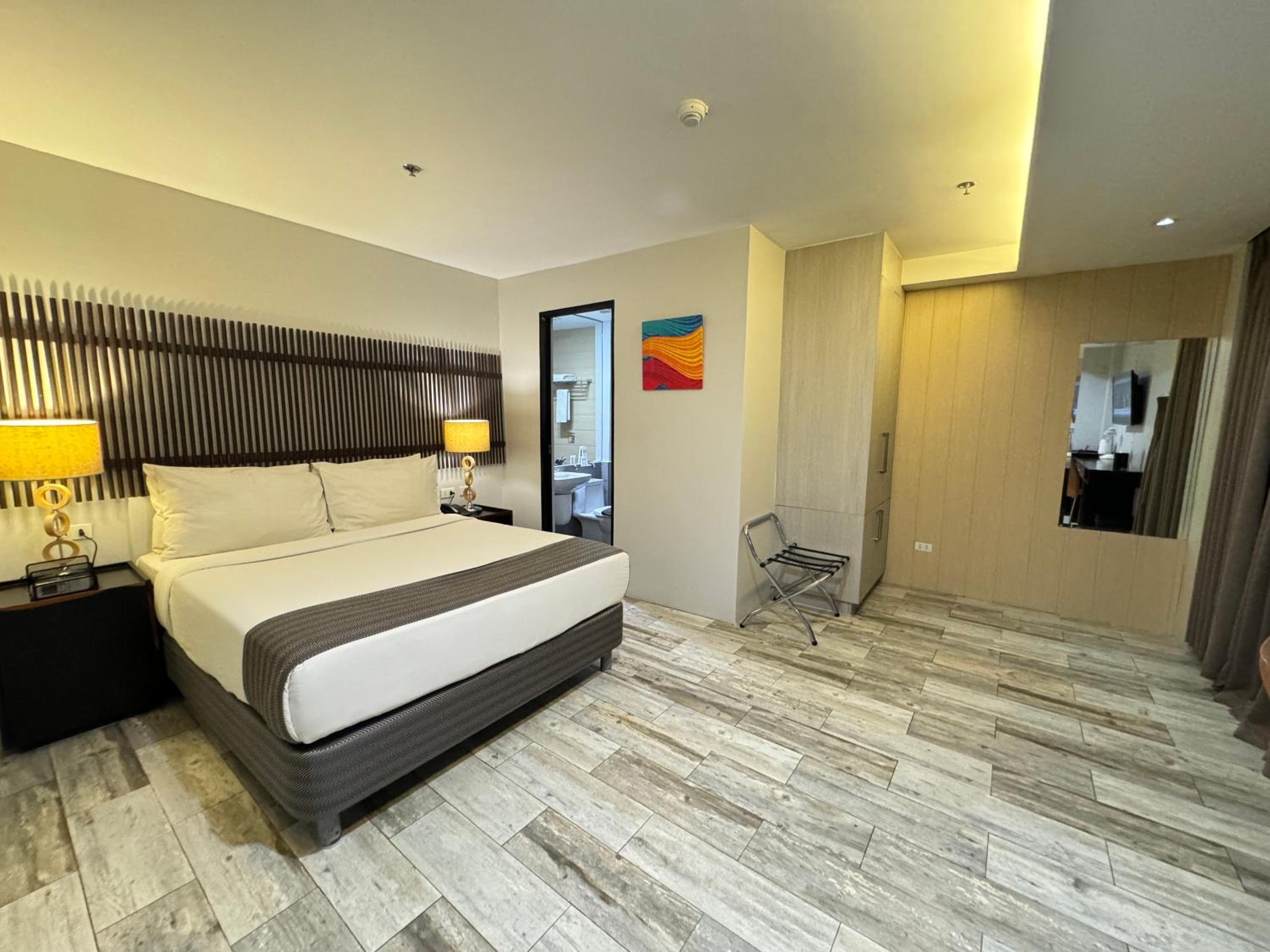 Superior Queen Room