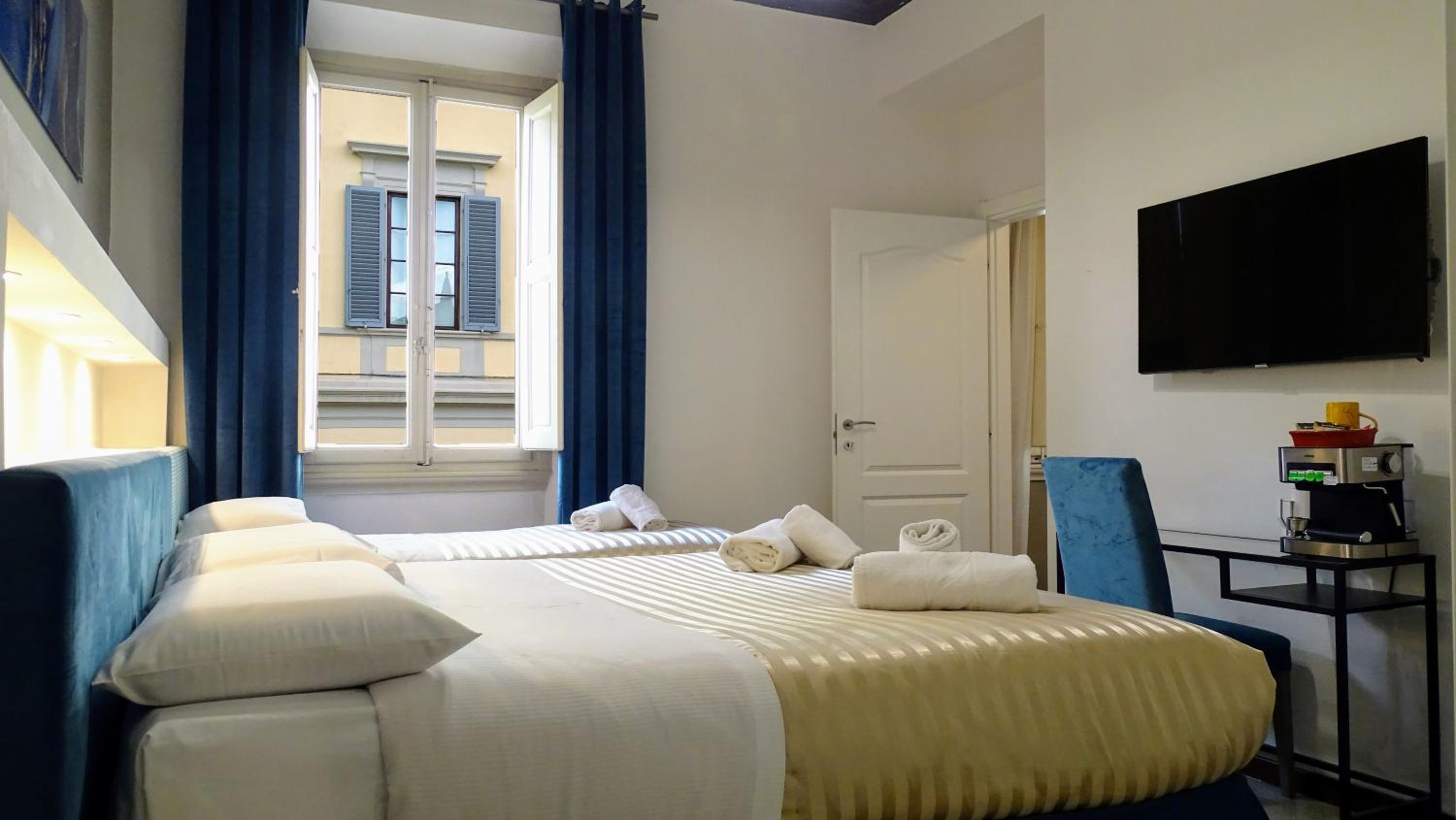 Deluxe Double Room photo 2