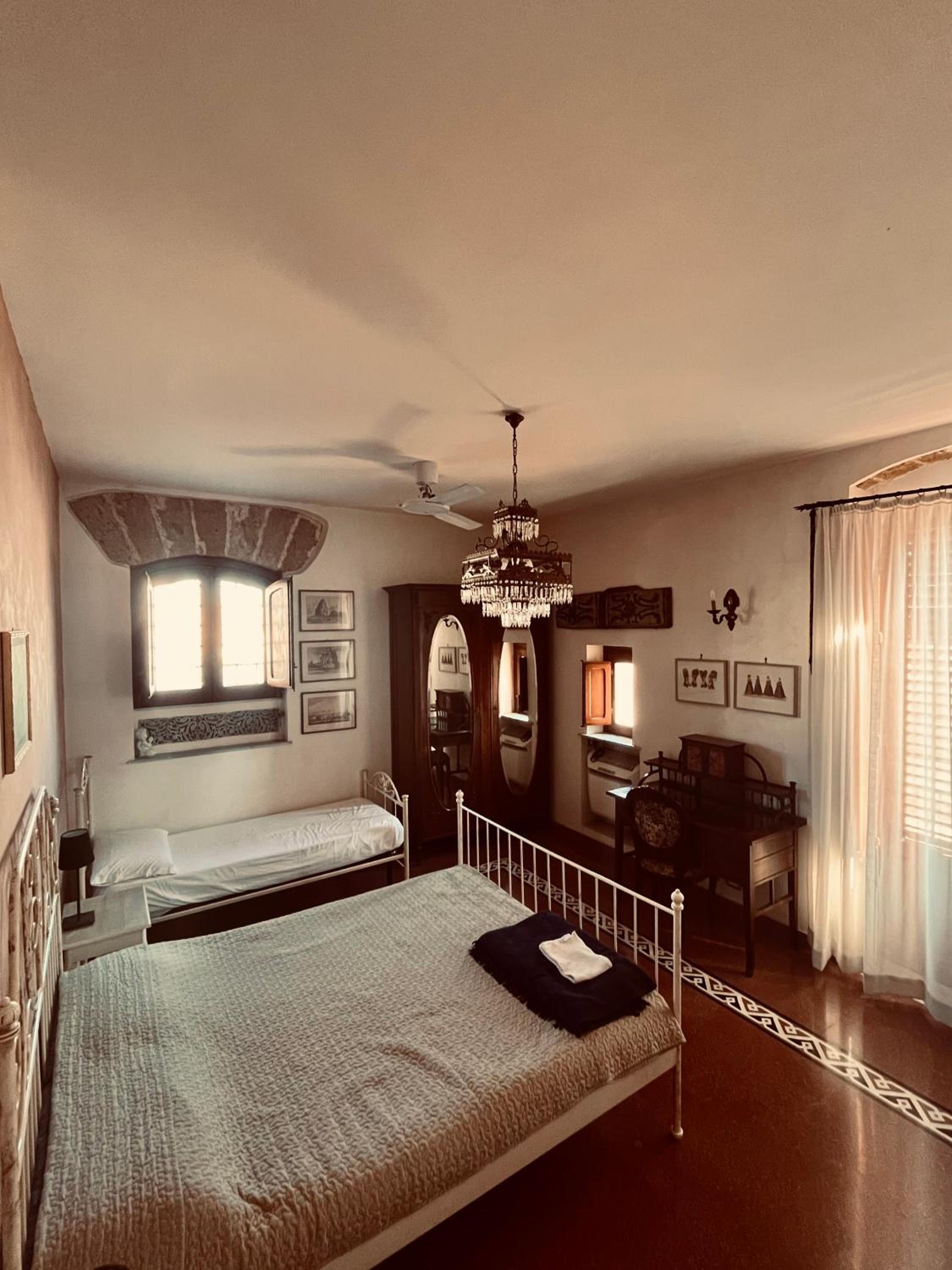 Large Double Room
