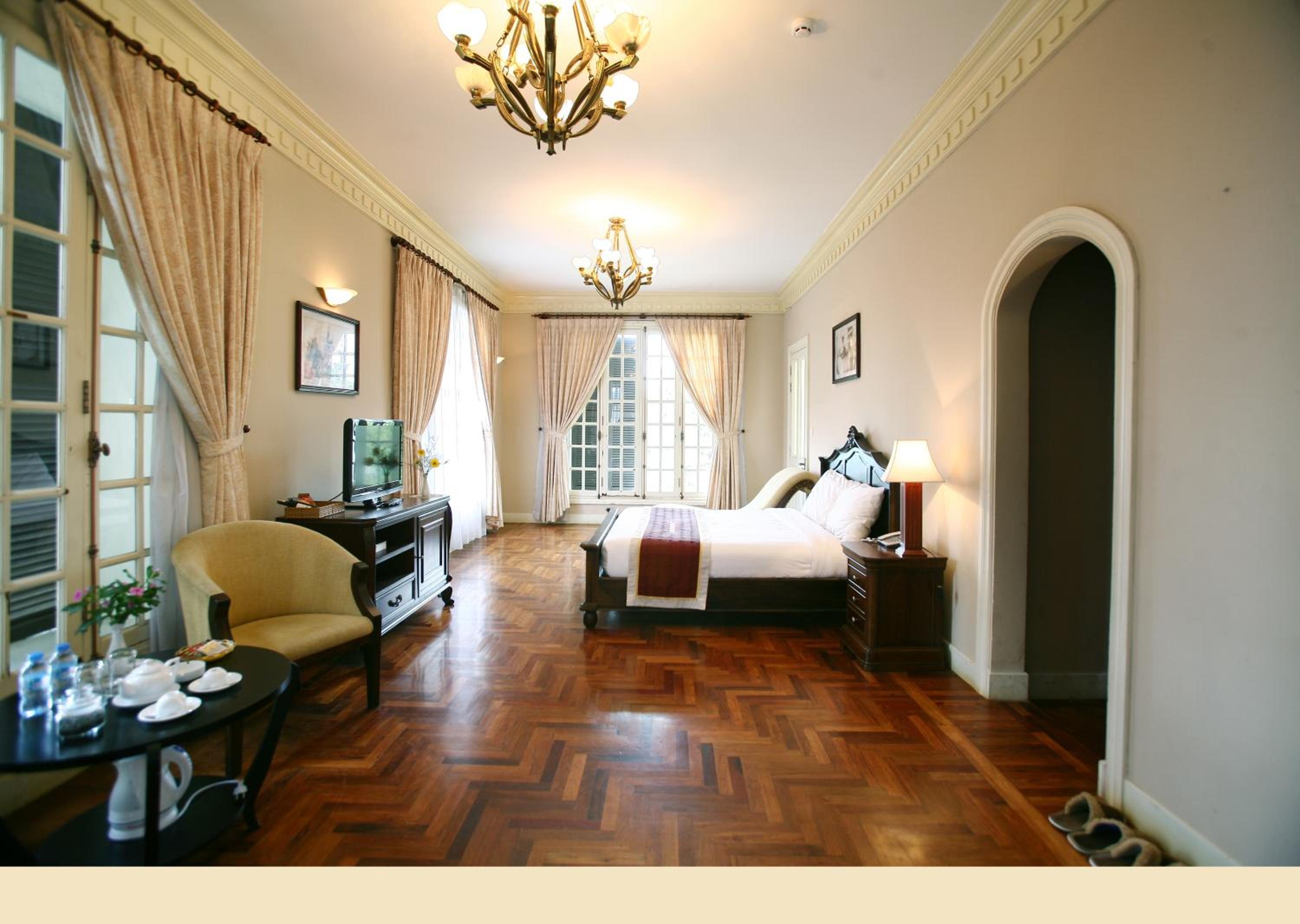 VIP Double or Twin Room - Photo 5