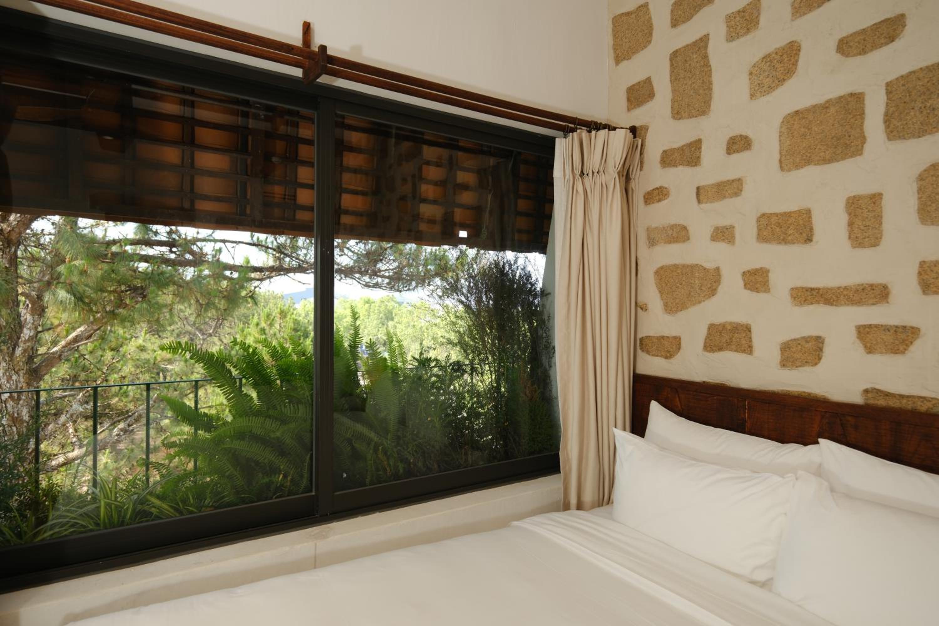 Triple Room with Garden View - Photo 4
