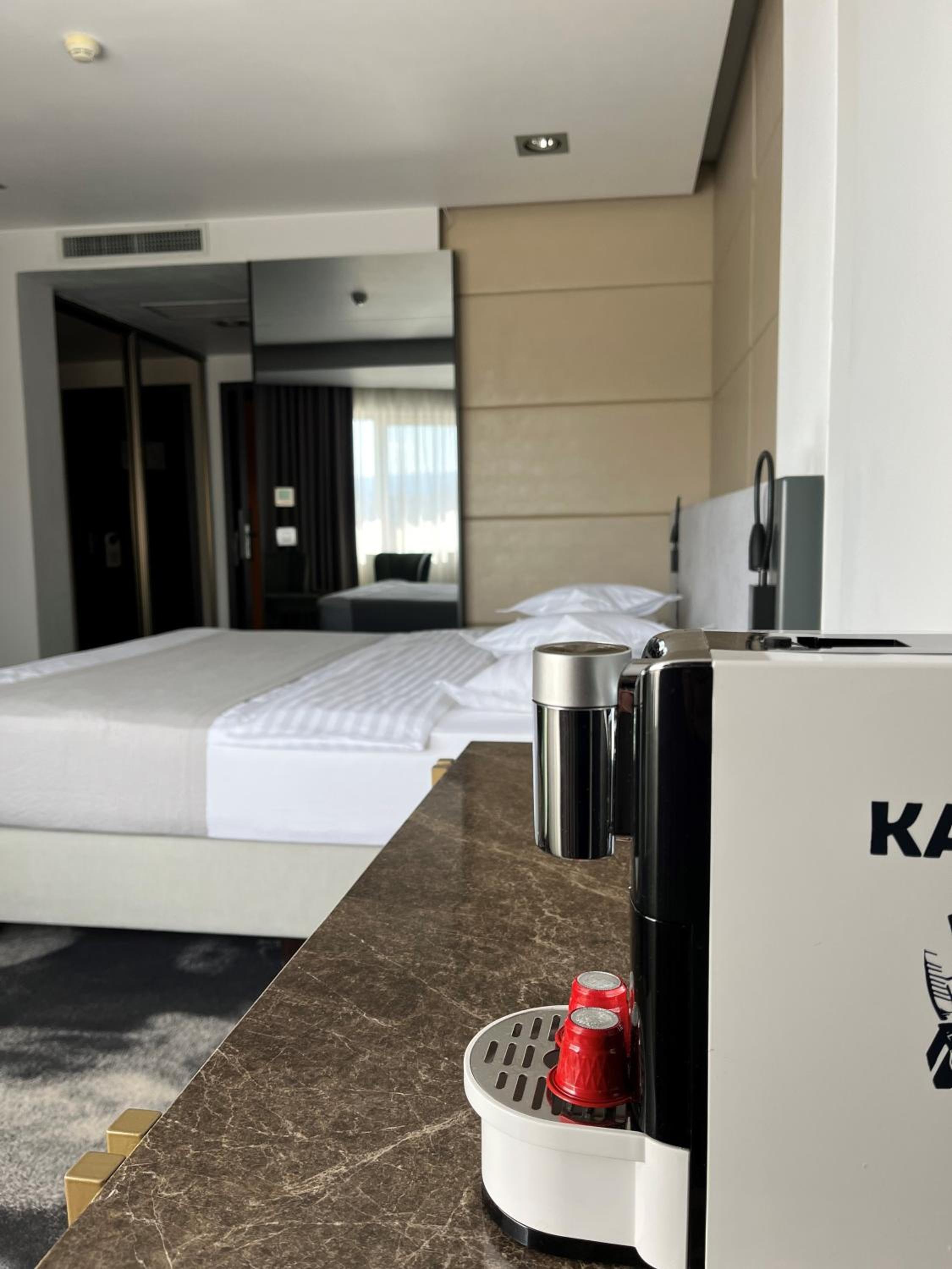 Standard Double Room photo 2