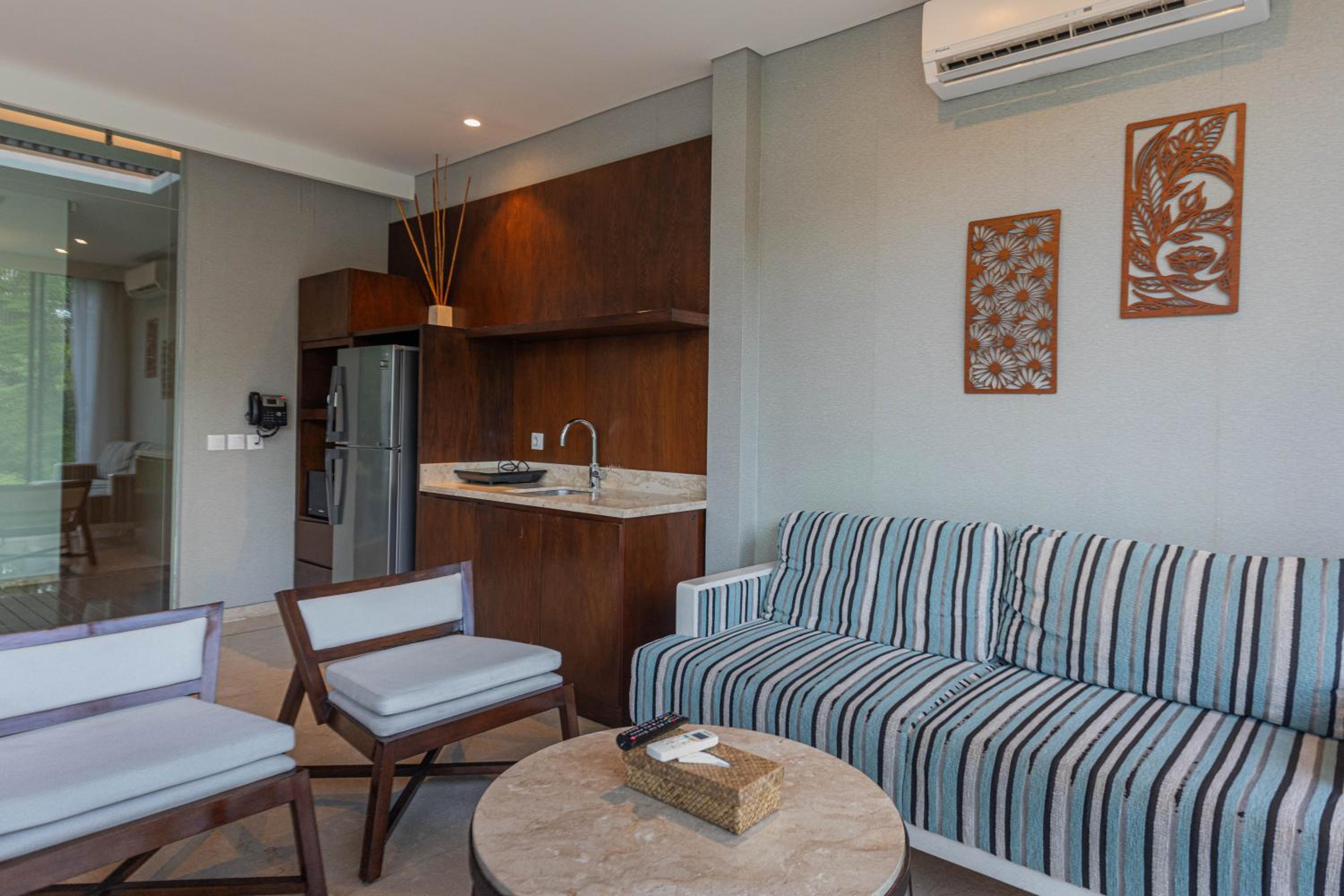 Three-Bedroom Villa - Photo 77